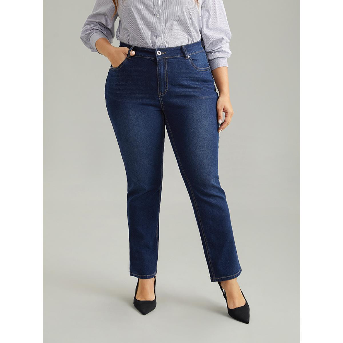 Plus Size Straight Leg Dark Wash Zipper Fly Jeans Women DarkBlue Casual Plain Pocket High stretch Pocket Jeans BloomChic 12/L Product Image