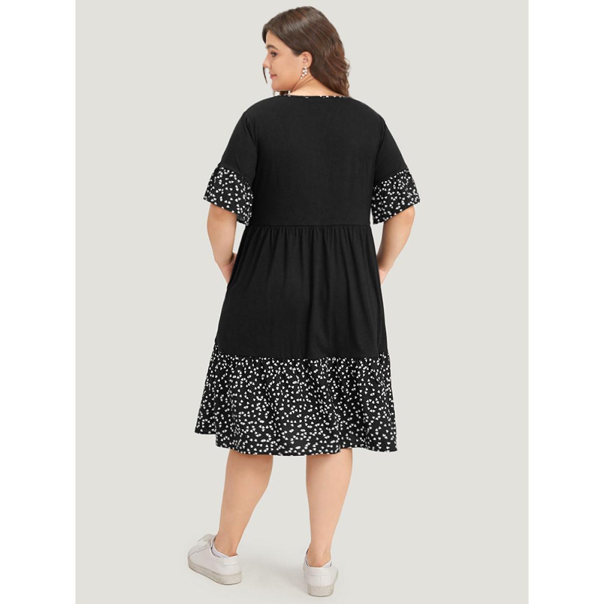 Plus Size Supersoft Essentials Heart Print Patchwork Flutter Trim Dress Black Women Casual Gathered V-neck Short sleeve Curvy Midi Dress BloomChic 10/M Product Image