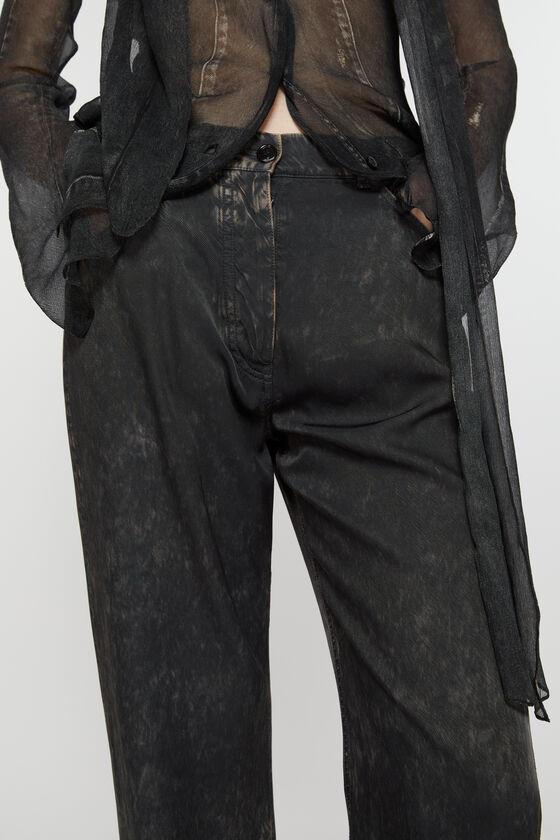 Printed trousers Product Image