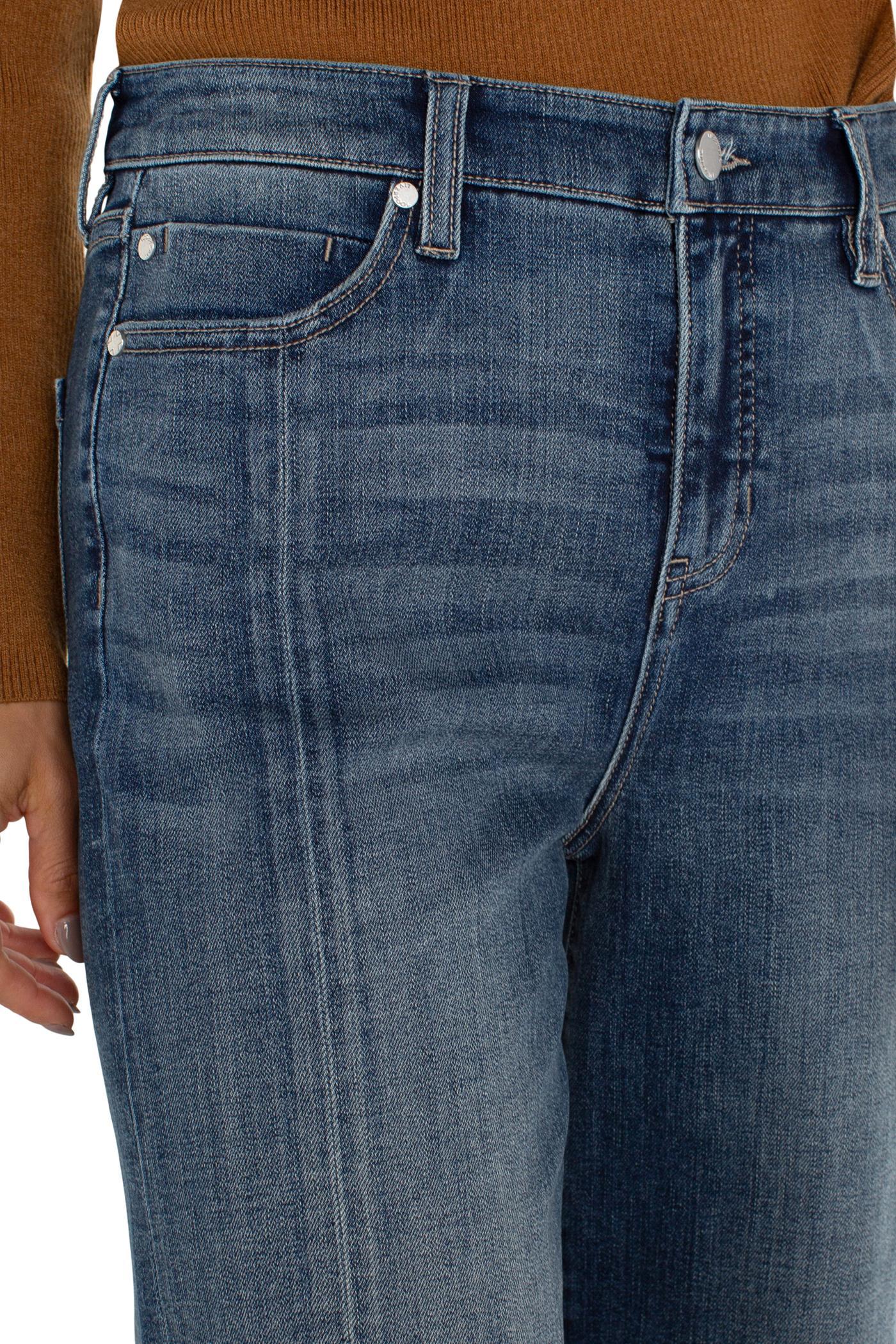 Stride Hr Wide Leg Pant seam detail 26"ins Product Image