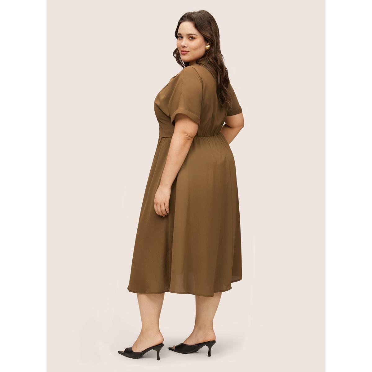 Plus Size Tweed Twist Front Pocket Elastic Waist Dress DarkBrown Women At the Office Non Asymmetrical Neck Short sleeve Curvy Midi Dress BloomChic 30/6X Product Image