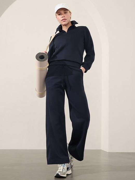 Allure 1/4 Zip Sweatshirt Product Image