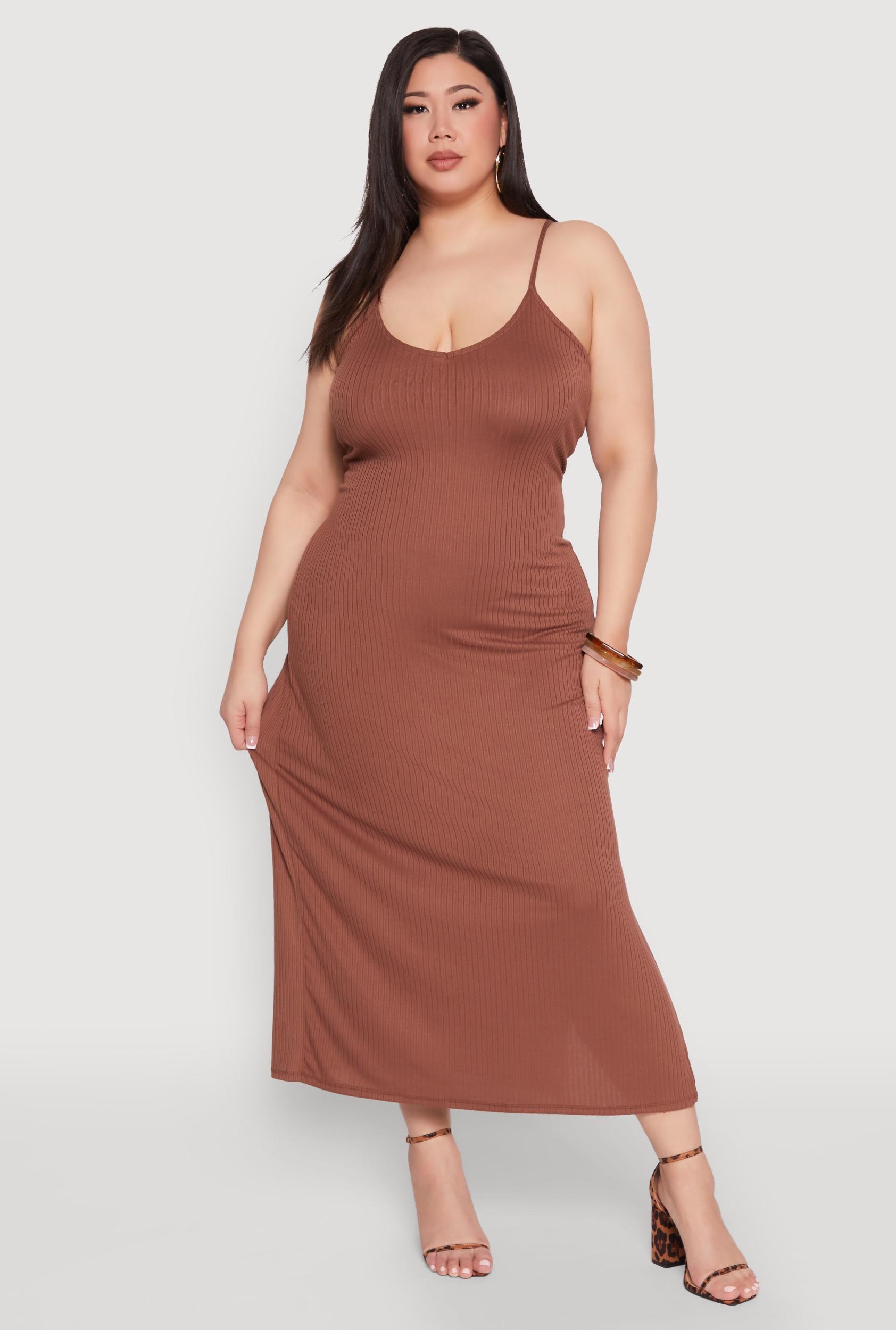 Womens Plus Size V Neck Side Slit Maxi Dress Product Image
