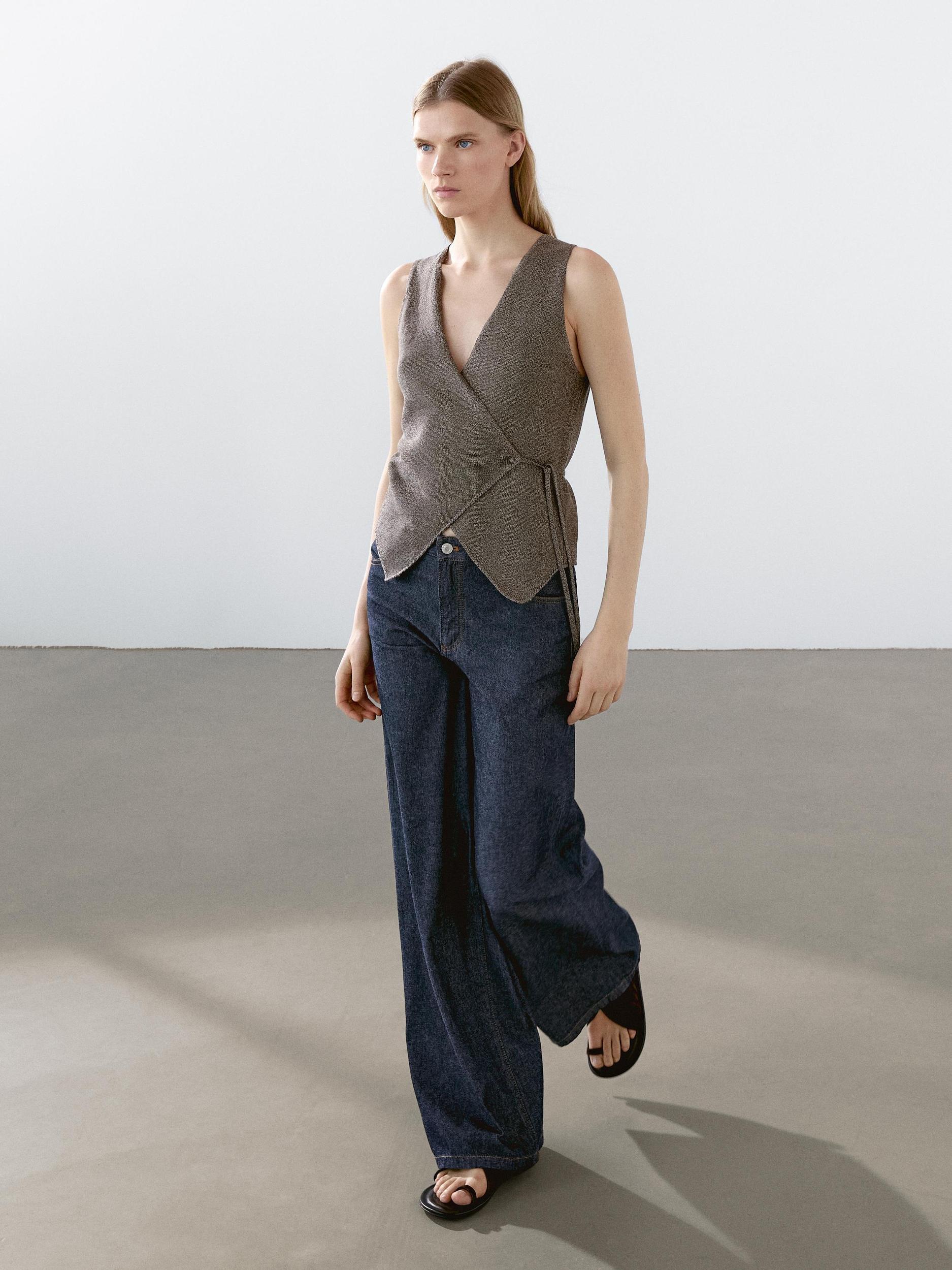 Mouliné knit crossover vest Product Image