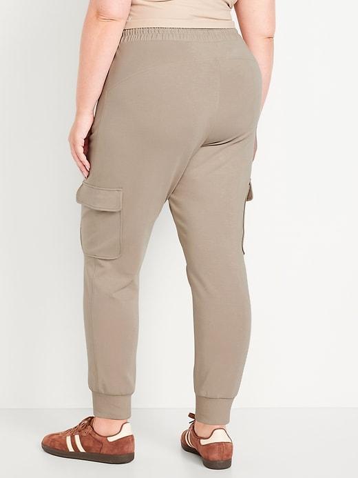 High-Waisted Dynamic Fleece Cargo Joggers Product Image
