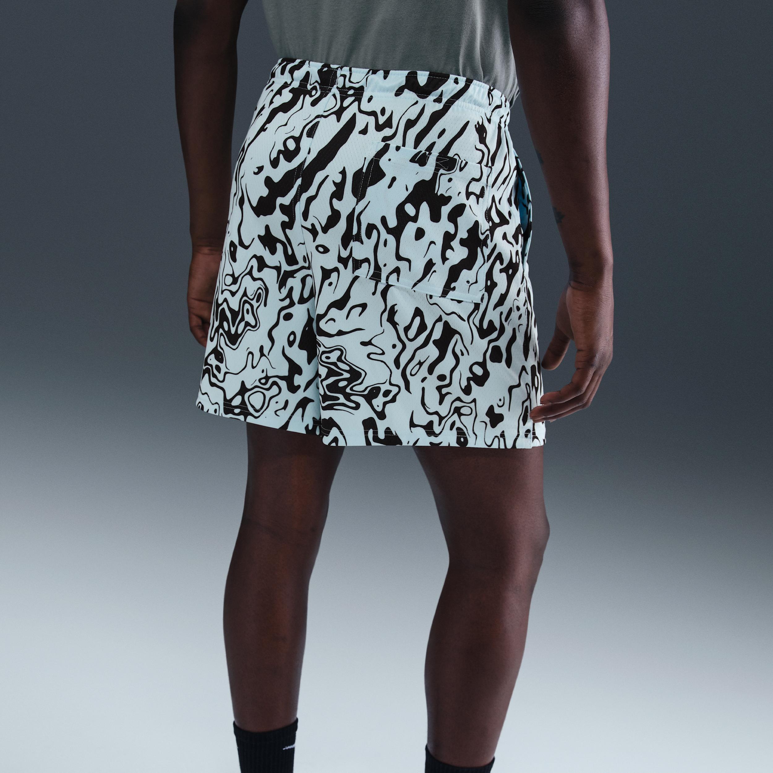 Nike Sportswear Club Men's Mesh Shorts Product Image