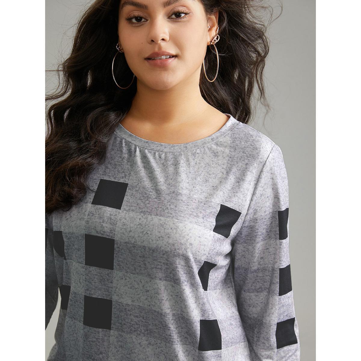 Plus Size Plaid Print Contrast Round Neck T-shirt LightGray Women Casual Contrast Plaid Round Neck Everyday T-shirts BloomChic 28/5X Product Image