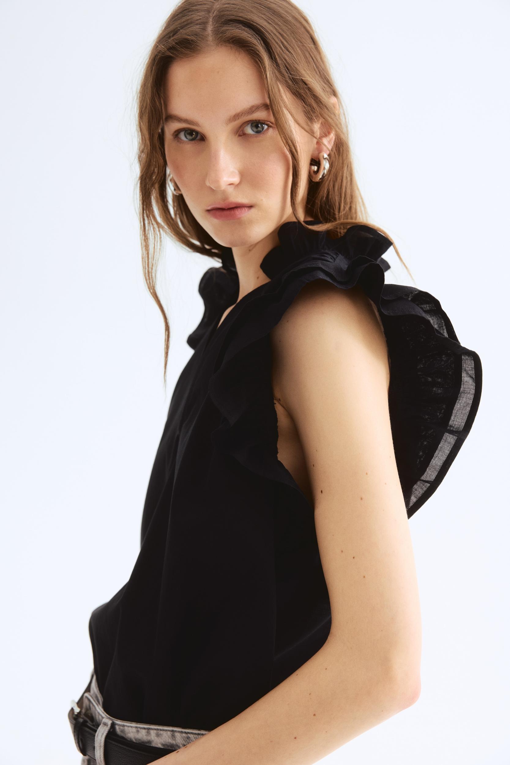 Ruffle-Trimmed Blouse Product Image