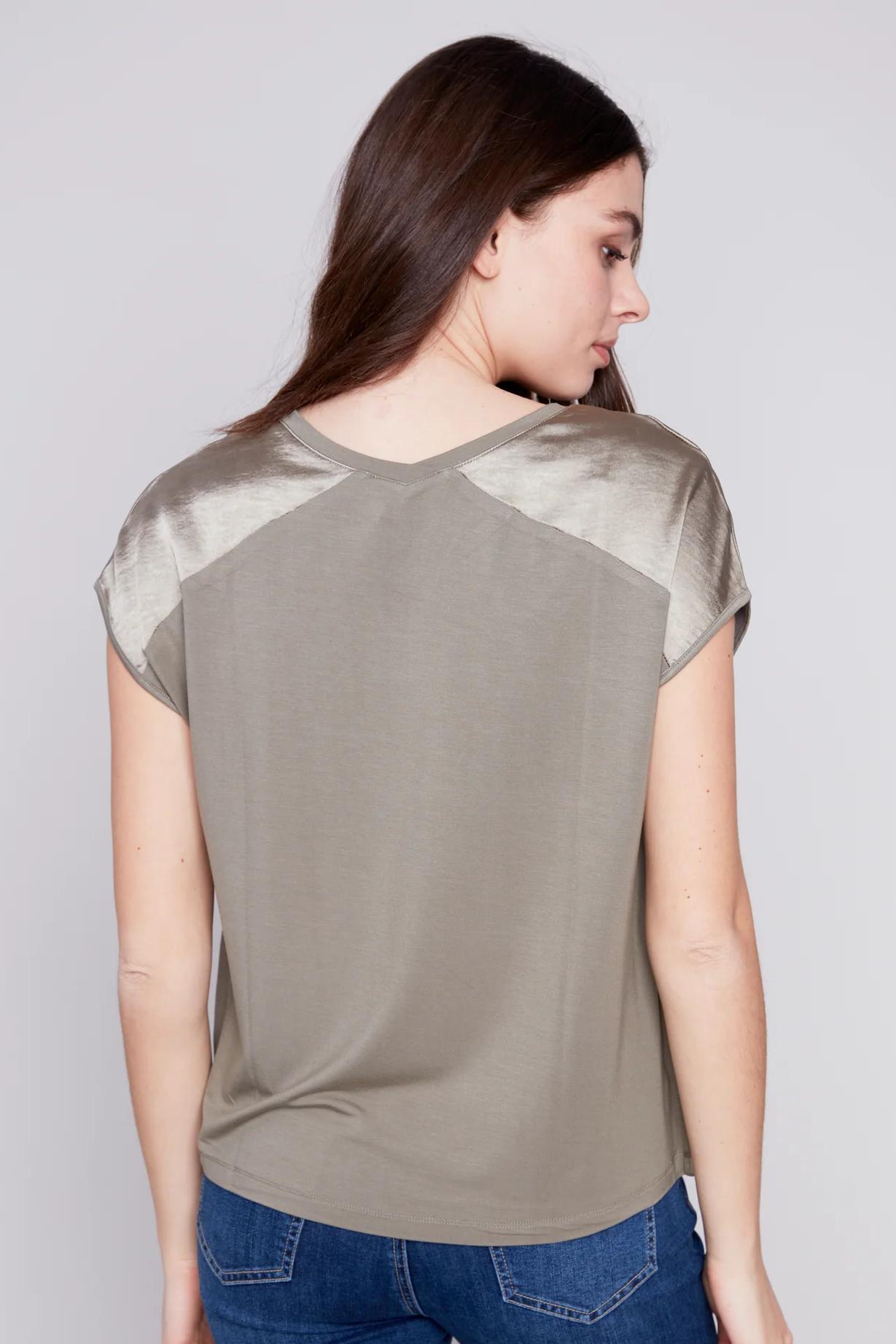 Short sleeve tin and jersey knit top Product Image