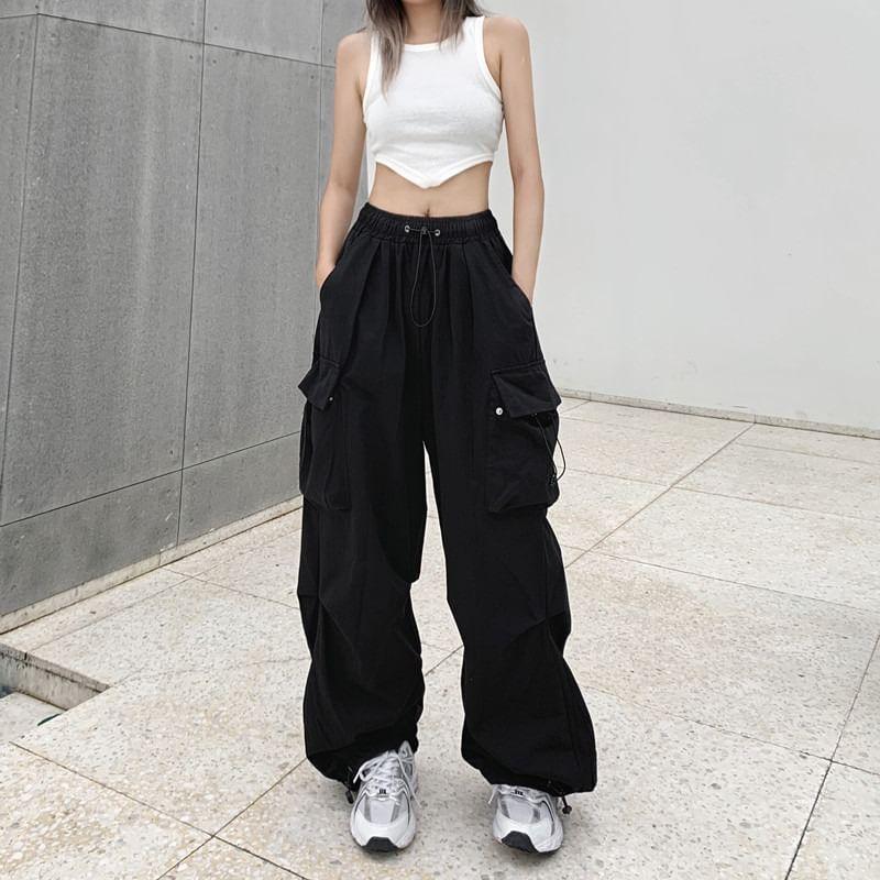 Baggy Cargo Pants Product Image