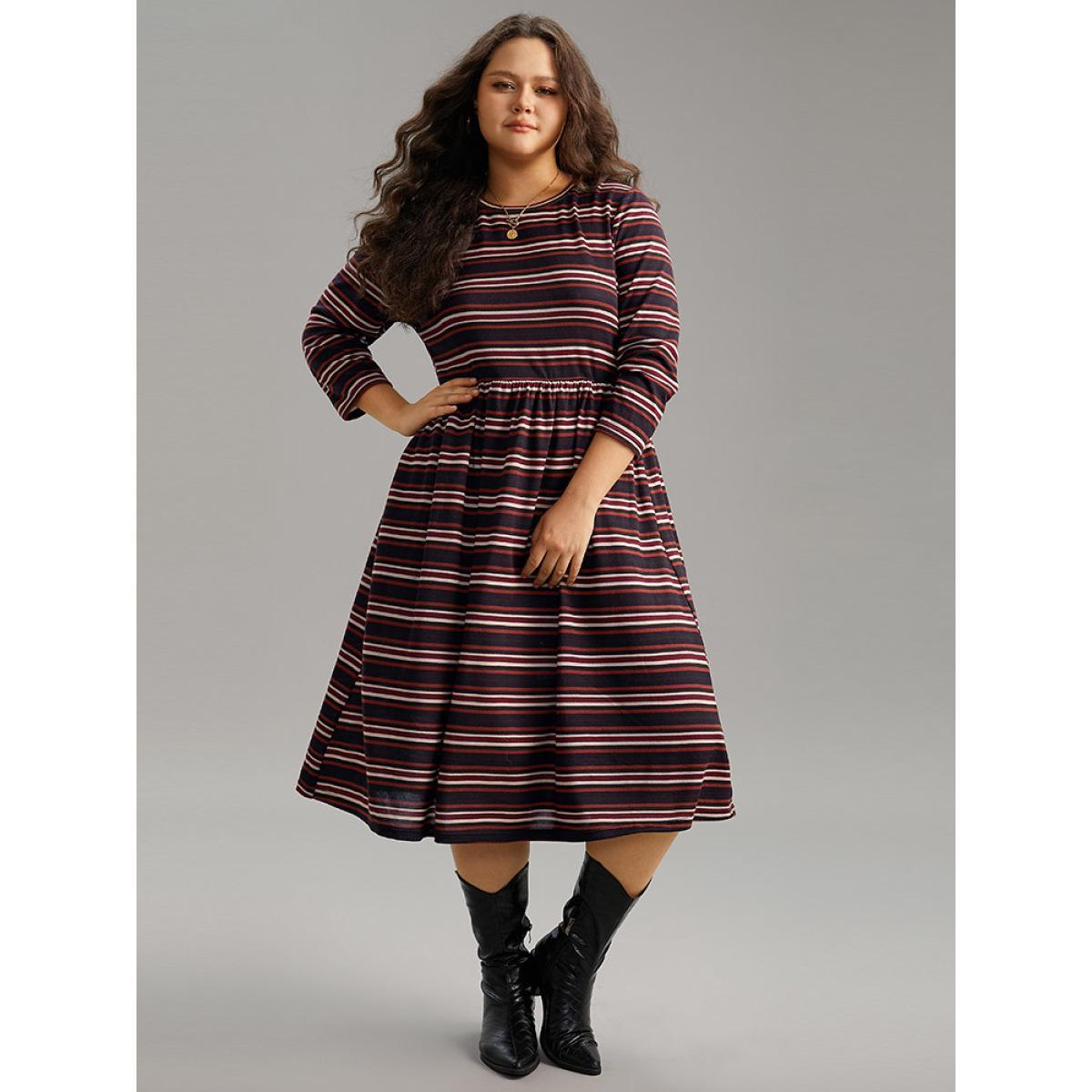 Plus Size Striped Print Round Neck Pocket Elastic Waist Dress Black Women Casual Printed Round Neck Long Sleeve Curvy Midi Dress BloomChic 22-24/3X Product Image