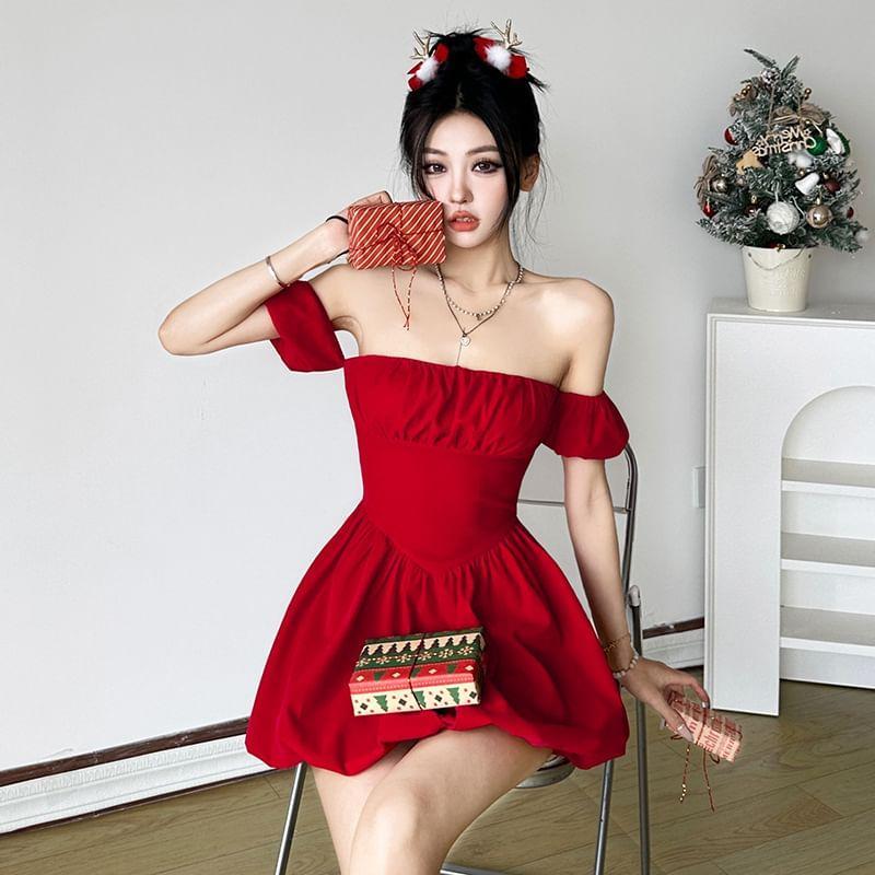 Off Shoulder Short Sleeve Plain Bubble Mini A-Line Dress Product Image