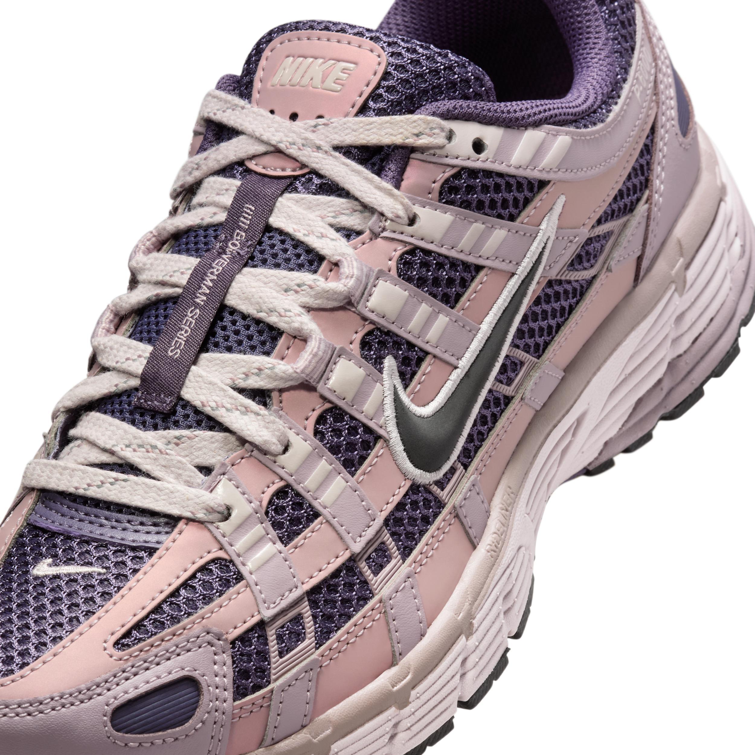 Nike Women's P-000 SE Shoes Product Image