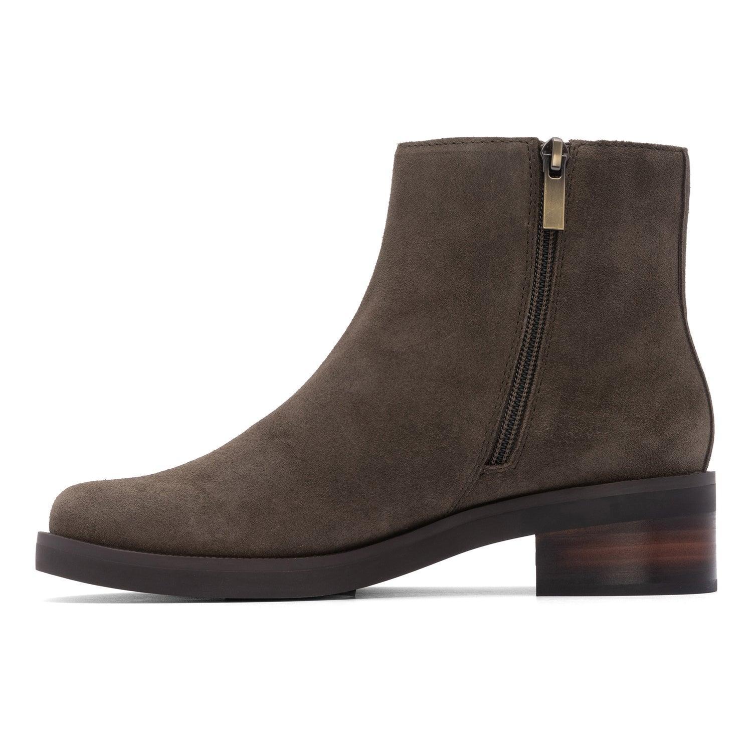 Traverse Ankle Female Product Image