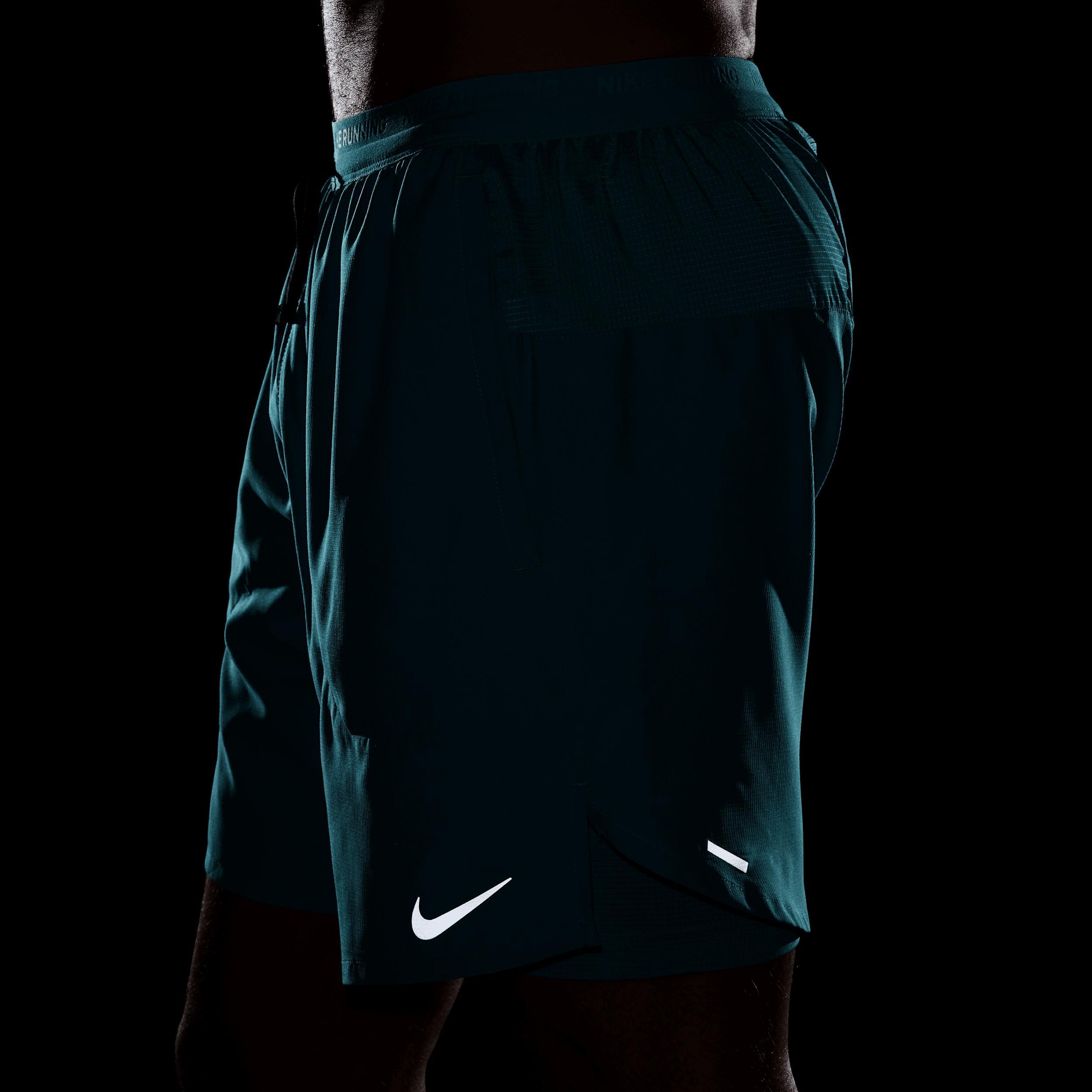 Nike Men's Stride Dri-FIT 7" 2-in-1 Running Shorts Product Image