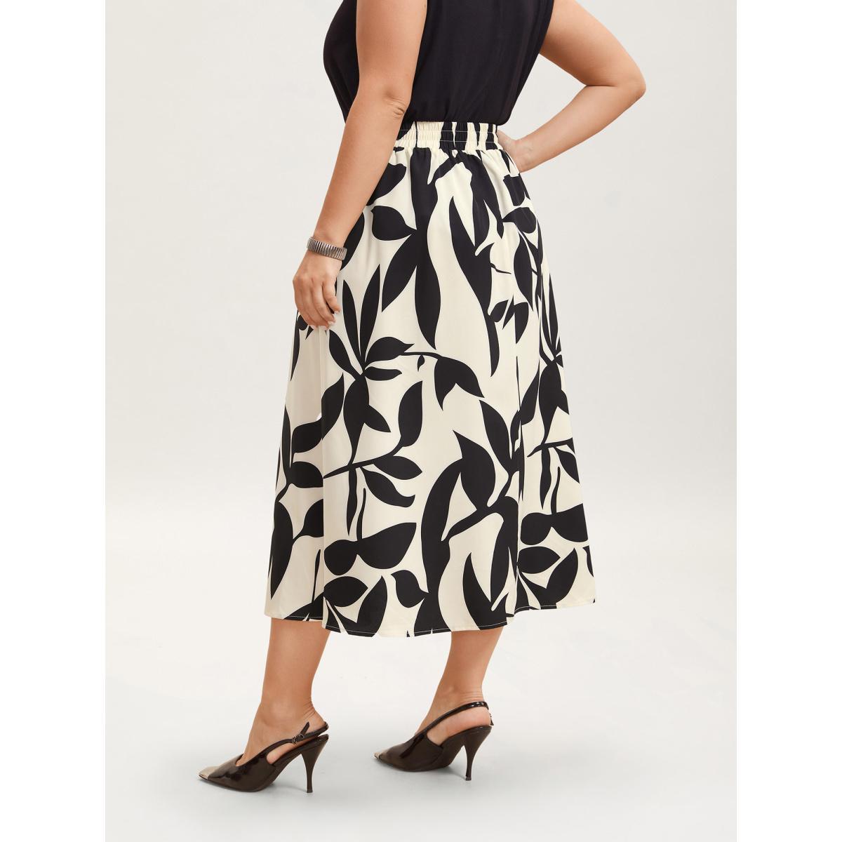 Plus Size Leaf Print Stretchy-Waist Midi Skirt Women Apricot Elegant Contrast Loose No stretch Slanted pocket Everyday Skirts BloomChic 28/5X Product Image