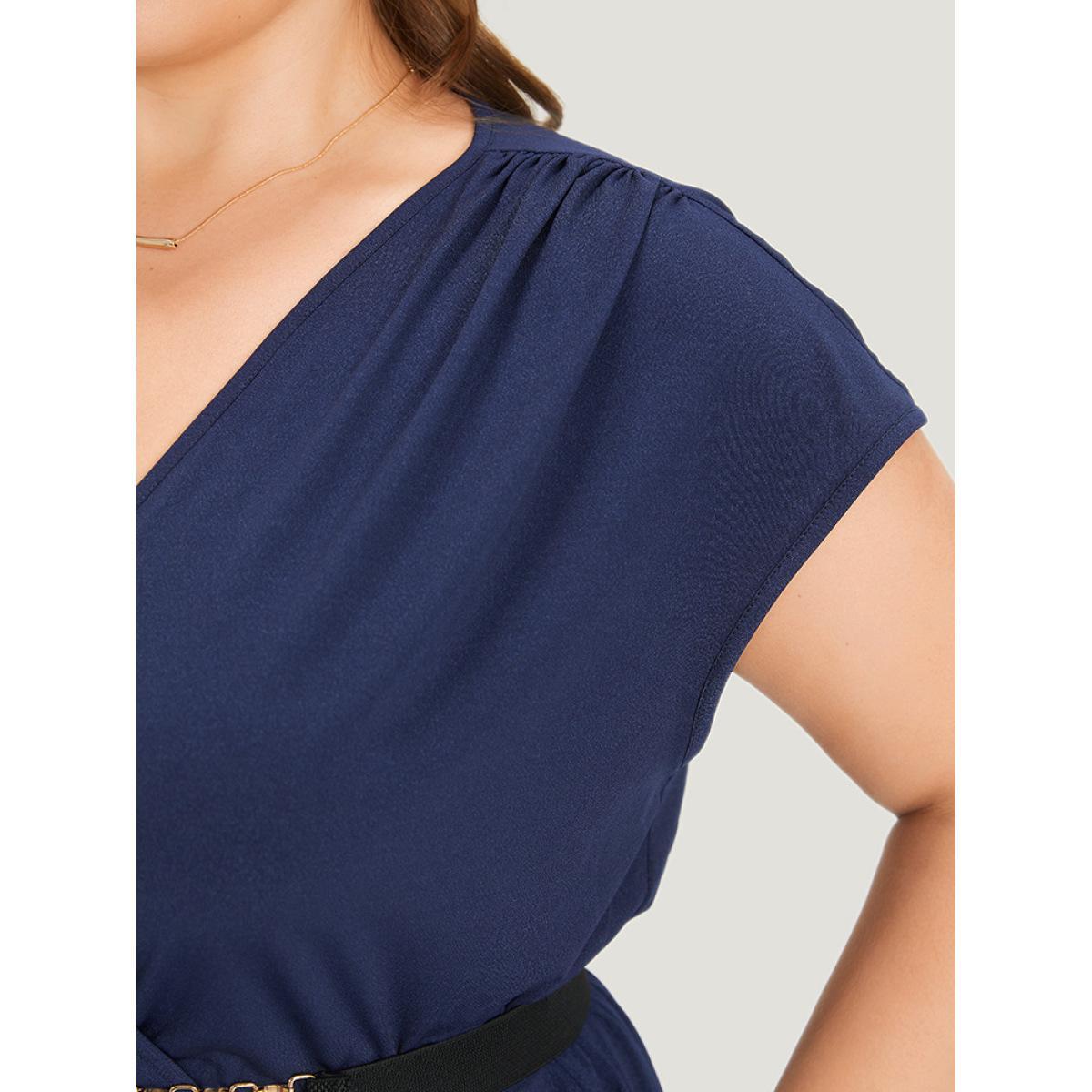 Plus Size Plain Wrap Gathered Curved Hem Metal Detail Belted Dress Black Women Office Gathered V-neck Short sleeve Curvy Knee Dress BloomChic 22-24/3X Product Image
