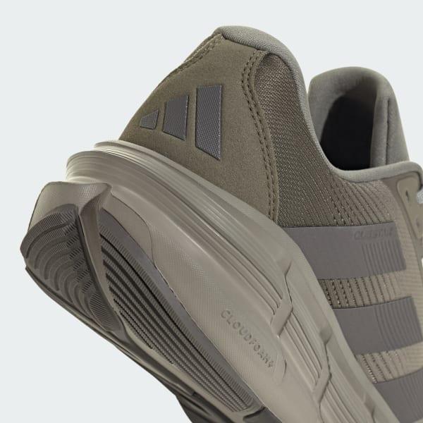 Adidas Mens Questar 3 Runinng Sneaker Running Sneakers Product Image