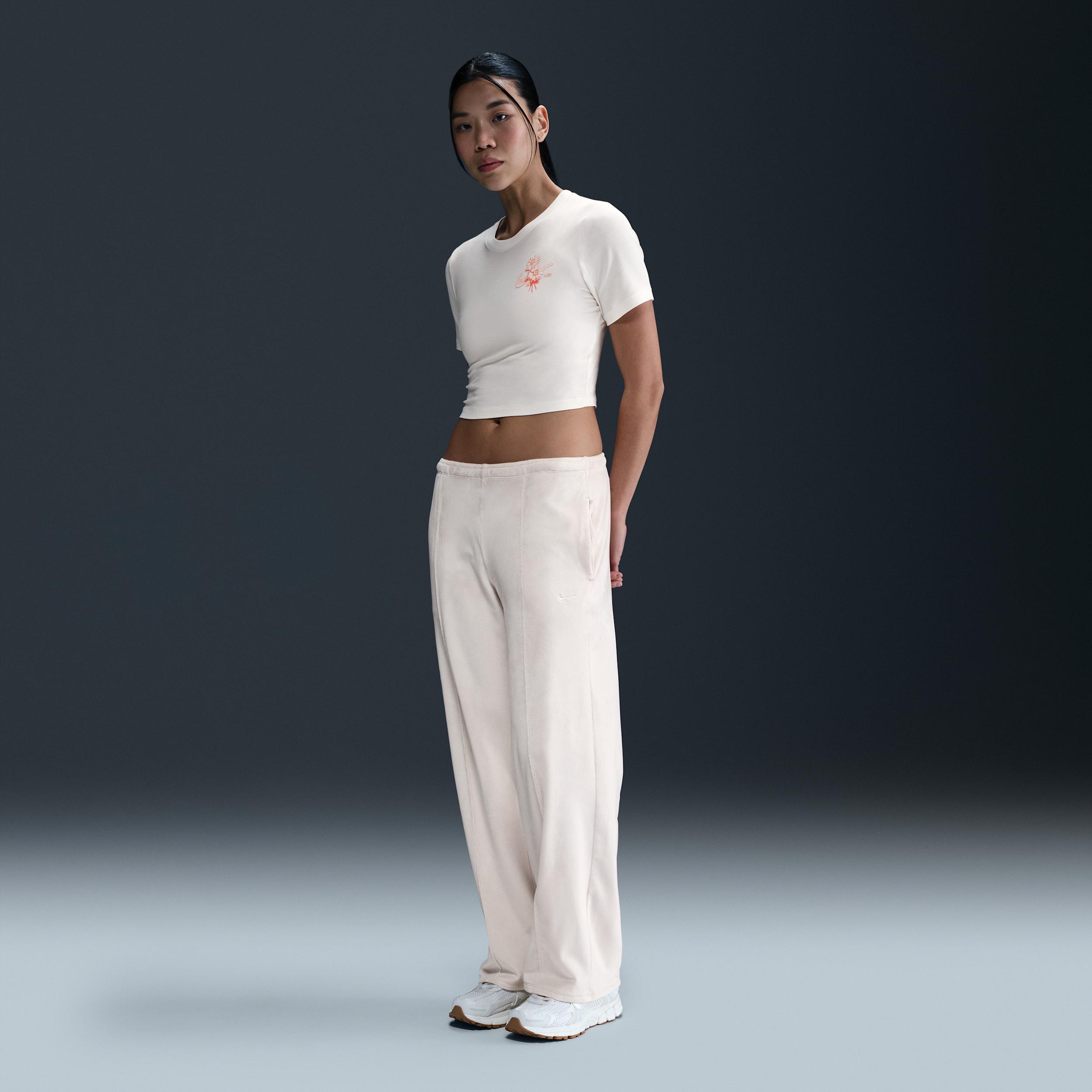 Nike Sportswear Chill Knit Women's Slim Cropped T-Shirt Product Image