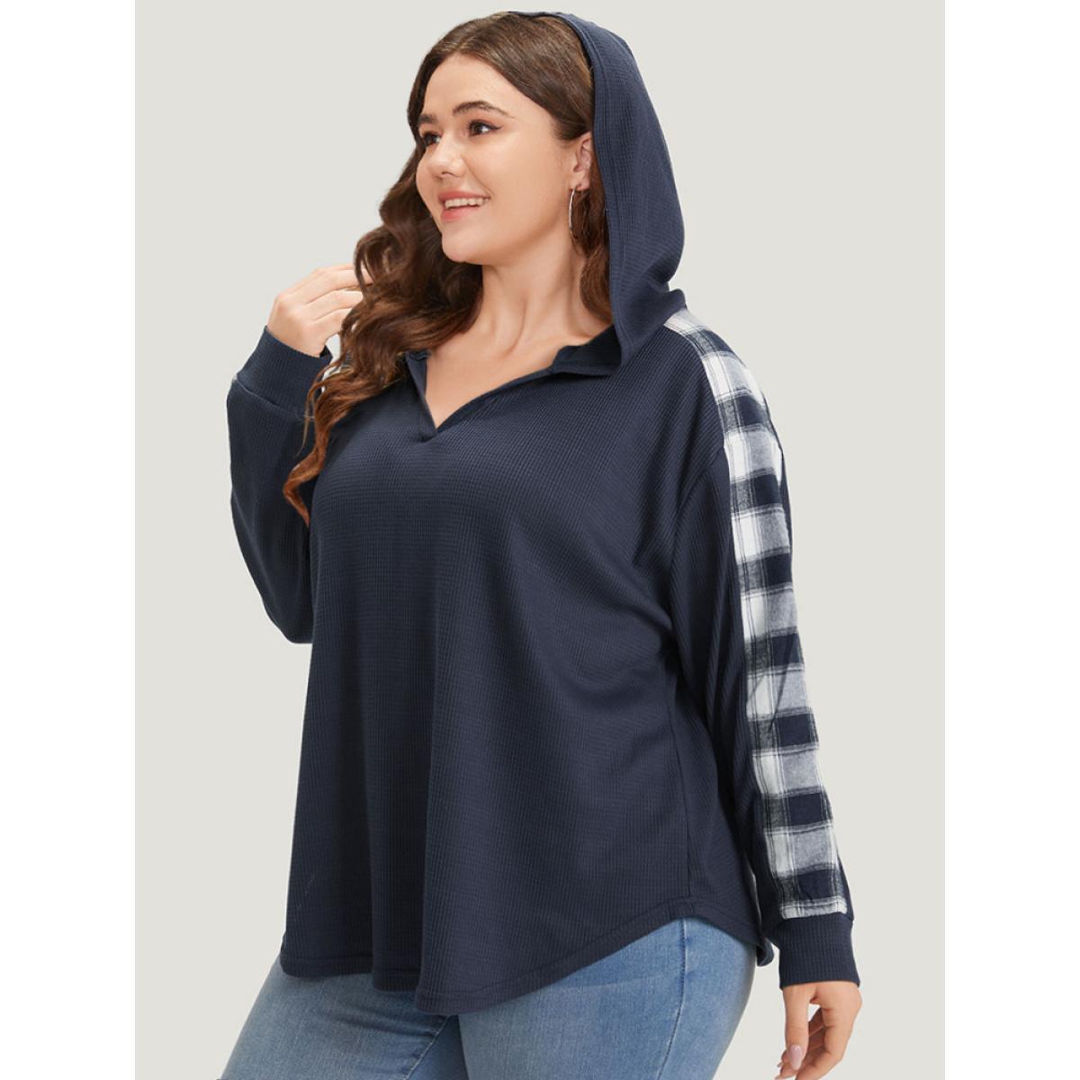 Plus Size Plaid Patchwork Hooded Plisse Sweatshirt Women Indigo Casual Elastic cuffs Hooded Everyday Sweatshirts BloomChic 28/5X Product Image