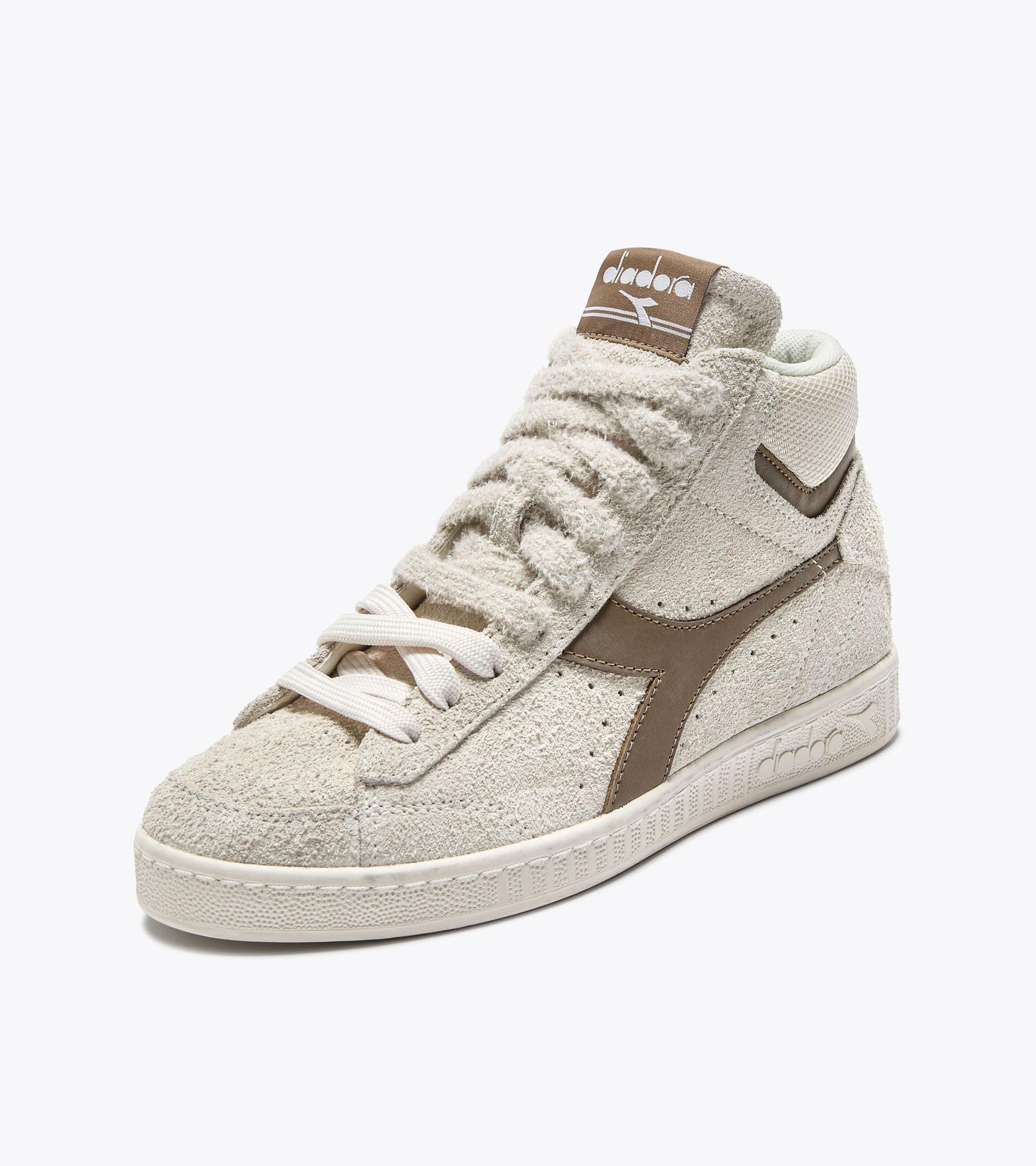 GAME HIGH SUEDE WAXED Product Image