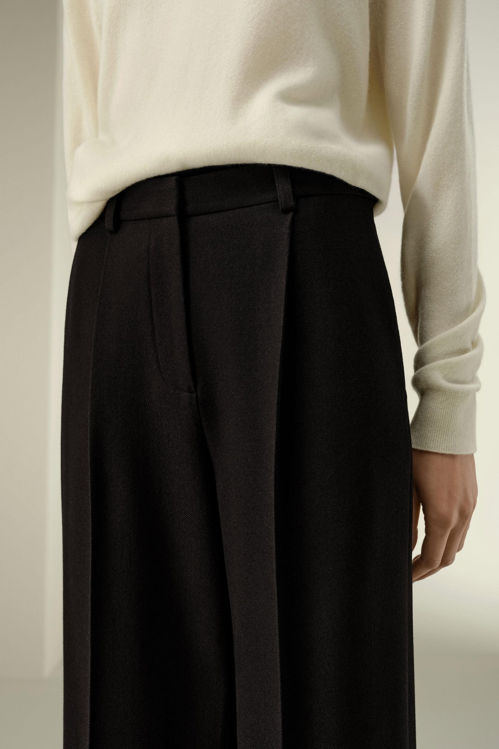 Silk-Wool Tweed Blend Trousers Product Image