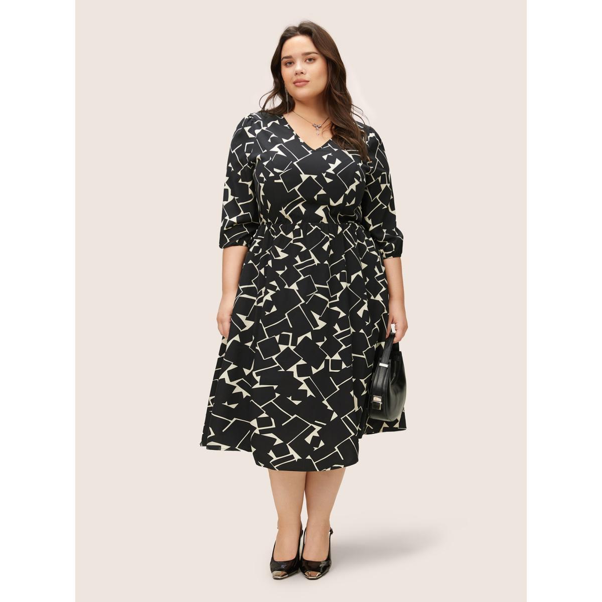 Plus Size Geometric Print Pocket Lantern Sleeve Dress Black Women At the Office Non V-neck Elbow-length sleeve Curvy Midi Dress BloomChic 30/6X Product Image