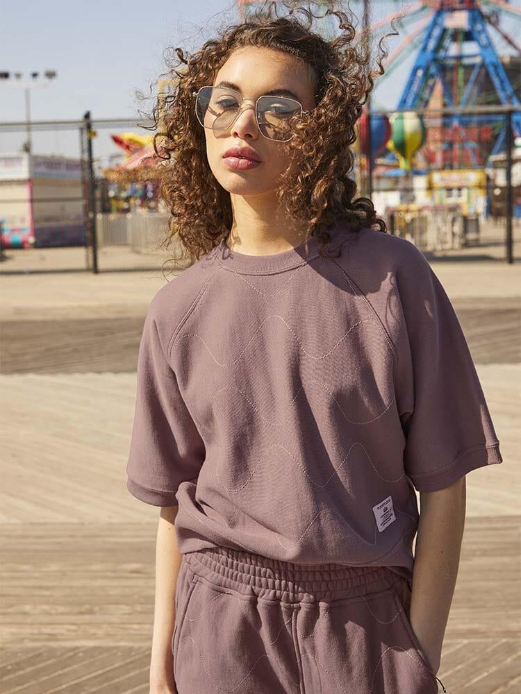 WOMEN'S SHORT SLEEVE QUILTED SWEATSHIRT Product Image