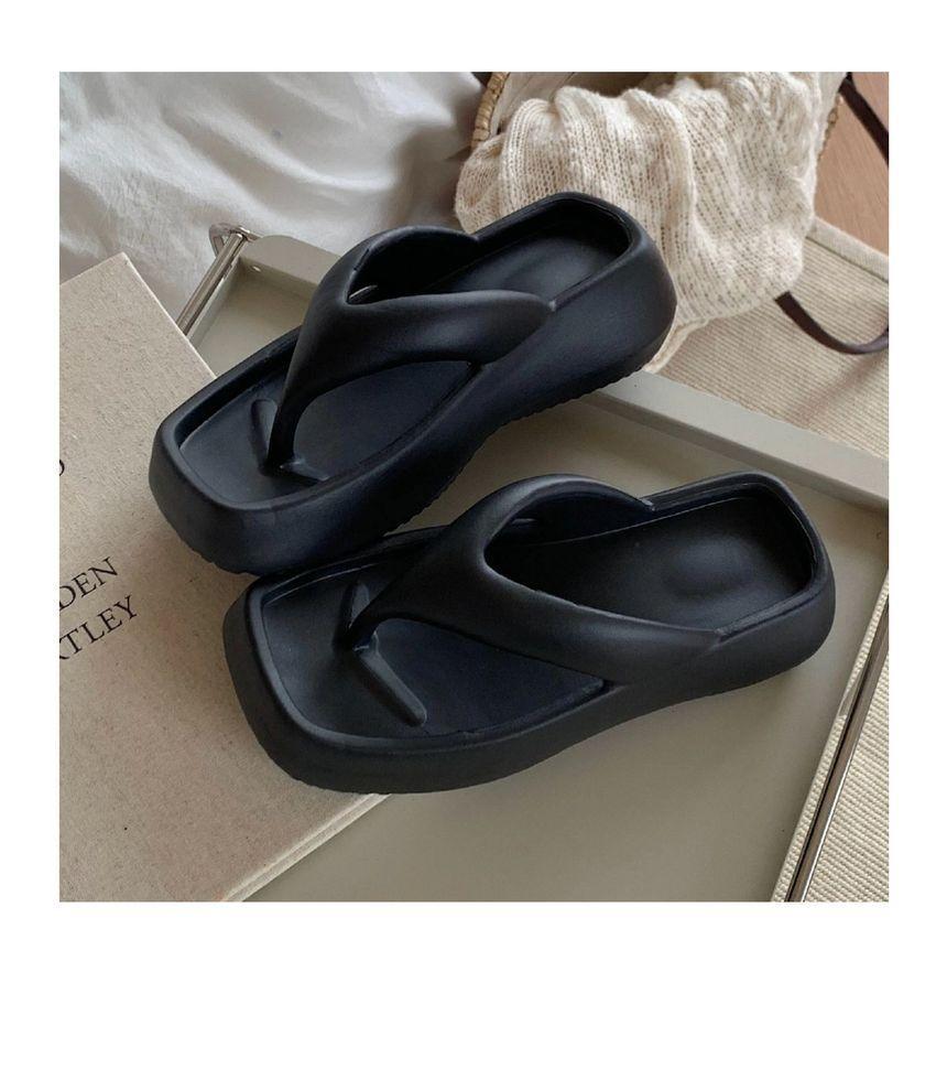 Square Toe Plain Platform Flip Flops Product Image