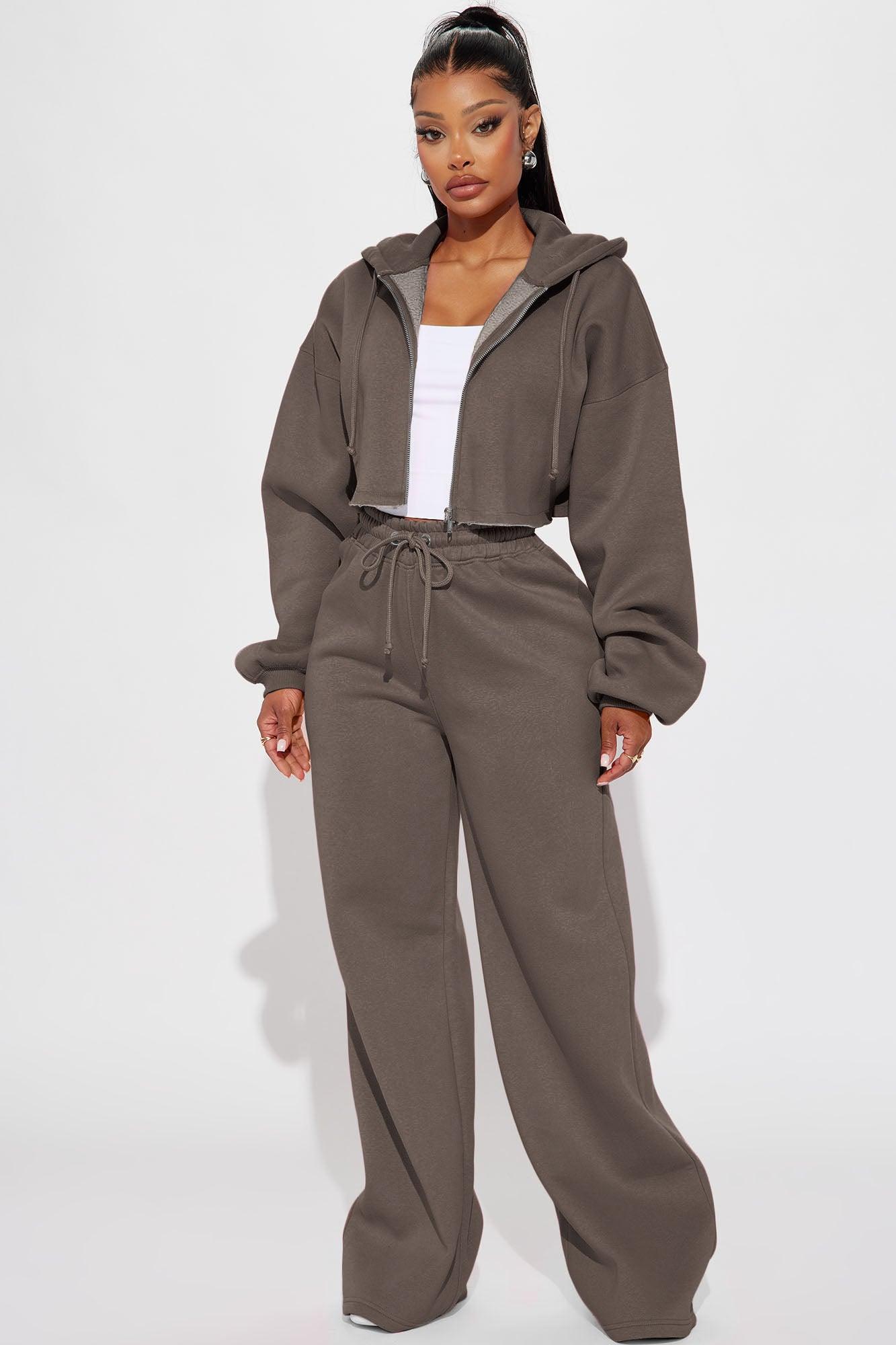 On The Go Fleece Pant Set - Chocolate Product Image