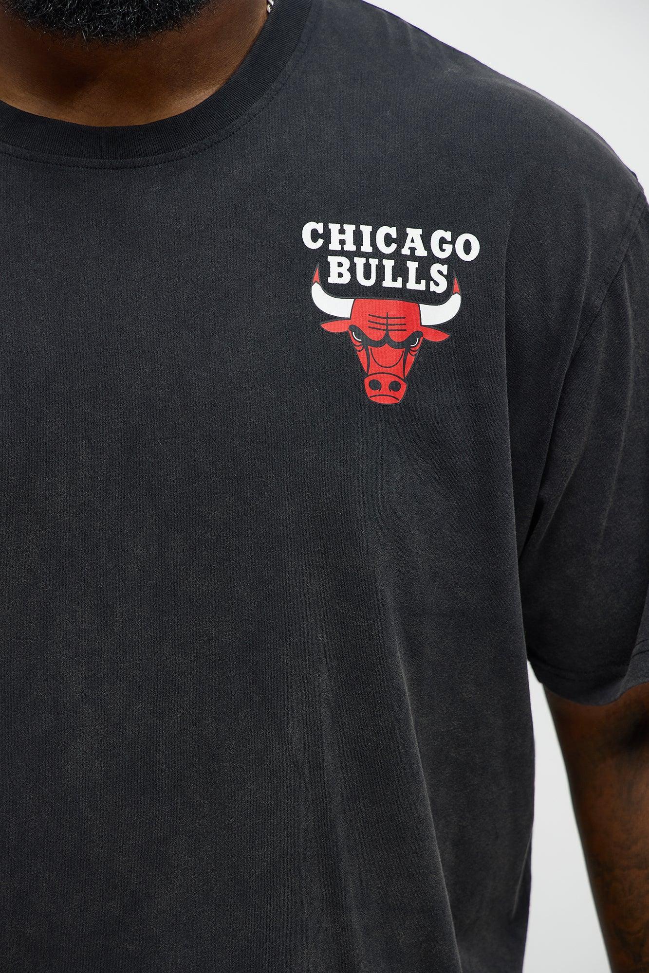 Bulls Freethrow Oversized Short Sleeve Tee - Black Product Image