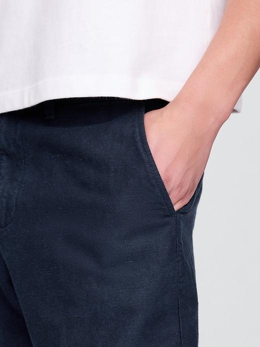 8" Linen-Cotton Shorts Product Image