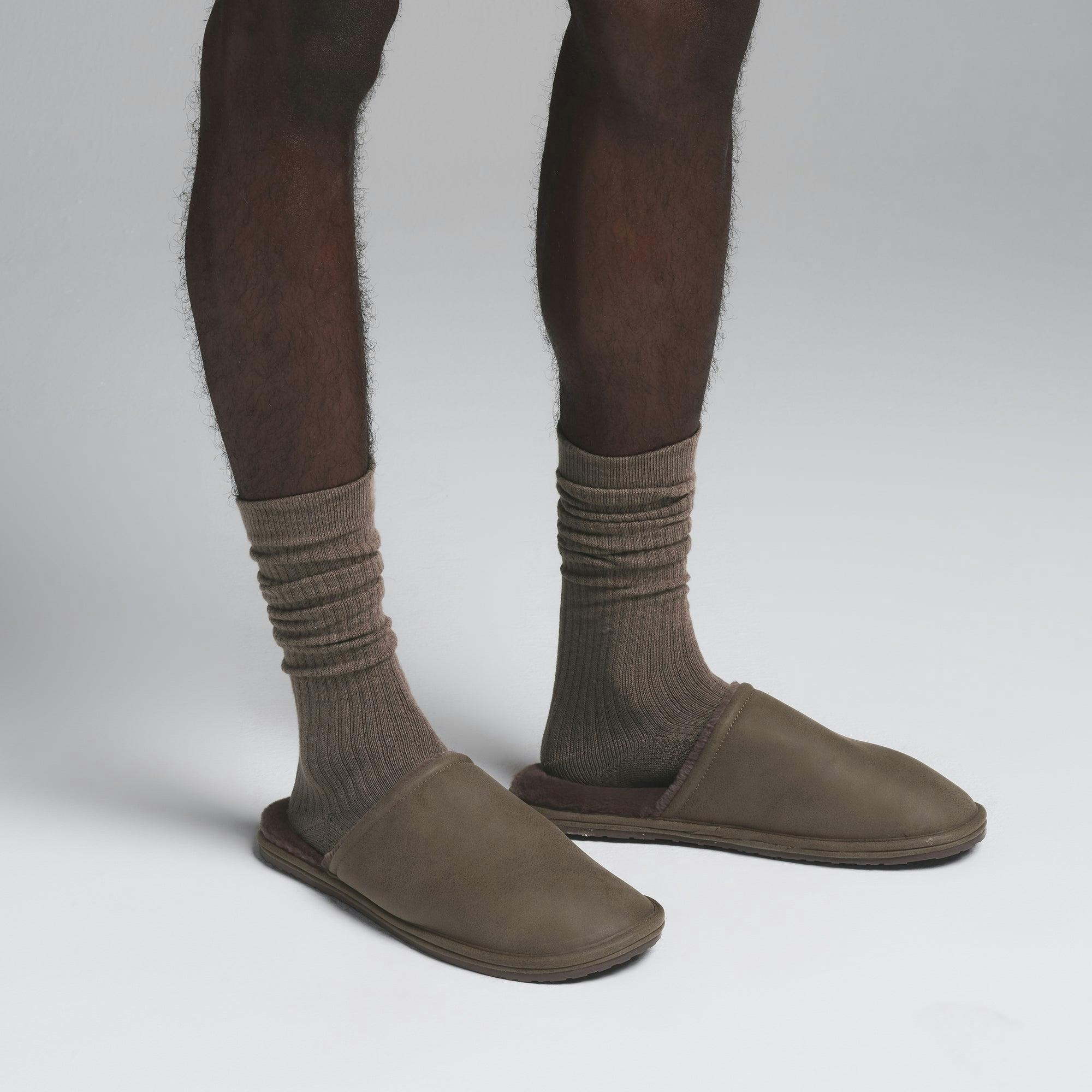MENS FAUX SHEARLING SLIPPER | TRUFFLE Product Image