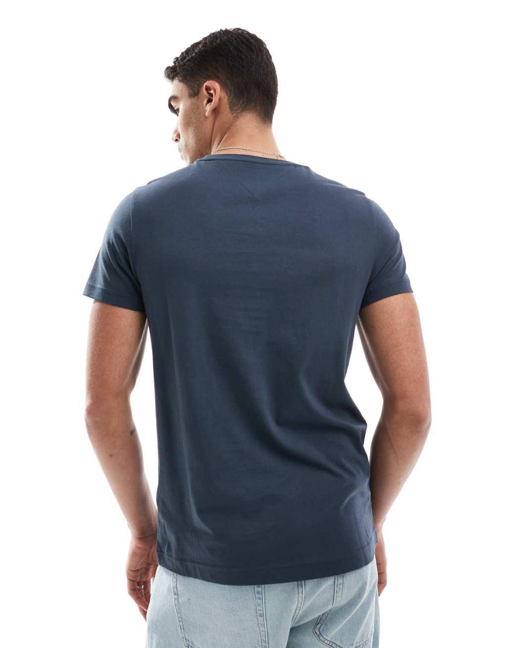 Tommy Hilfiger logo T-shirt in navy Product Image