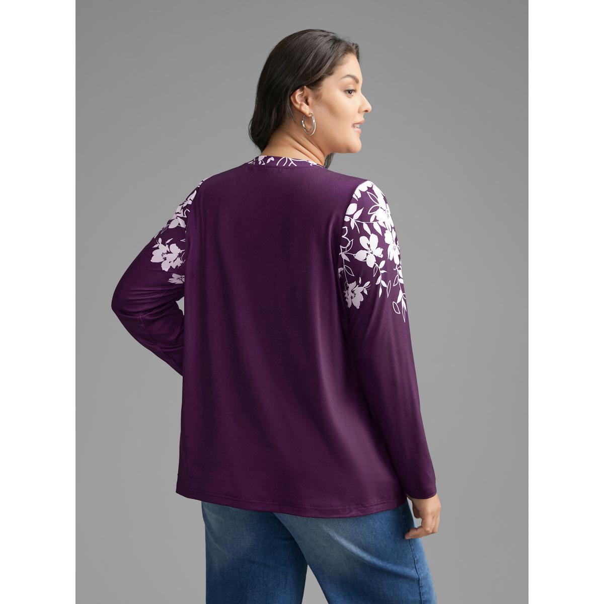 Plus Size Round Neck Boho Print T-Shirt Cyan Women Casual Contrast Natural Flowers Round Neck Everyday T-shirts BloomChic 12/L Product Image
