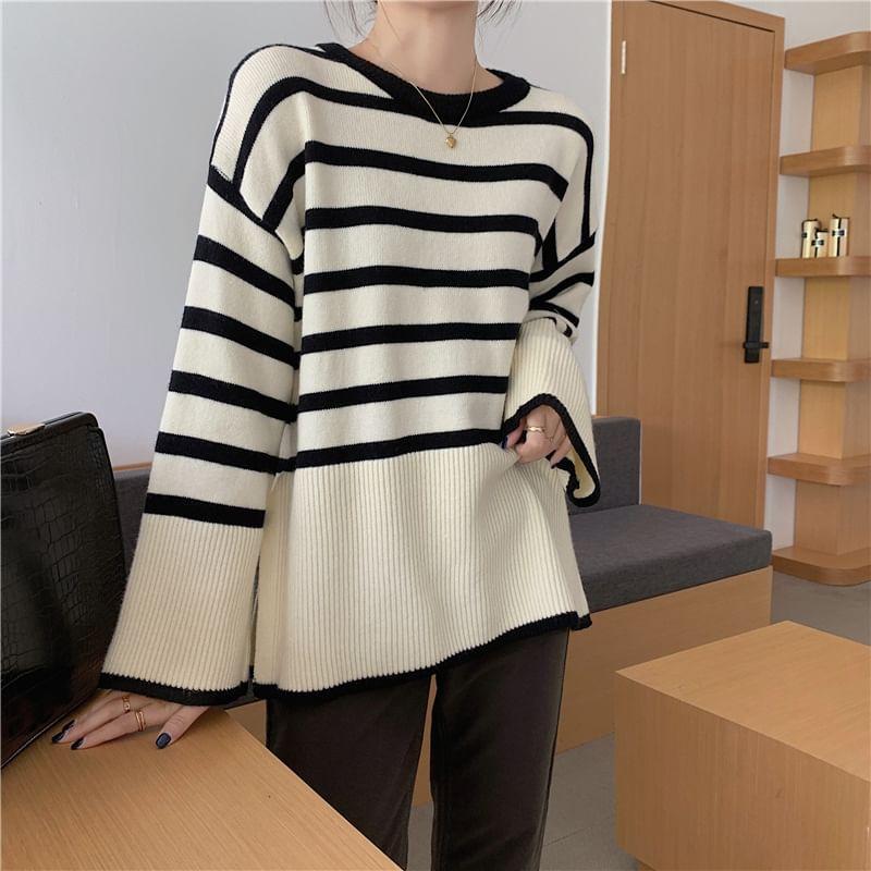 Round Neck Striped Contrast Trim Slit Sweater Product Image