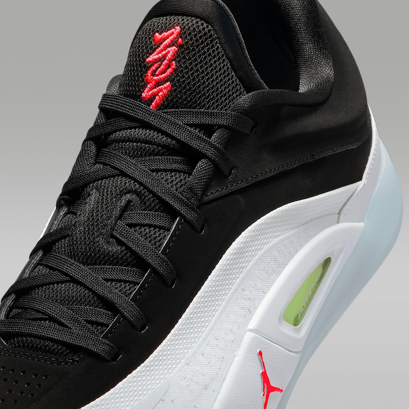Zion 4 Basketball Shoes Product Image