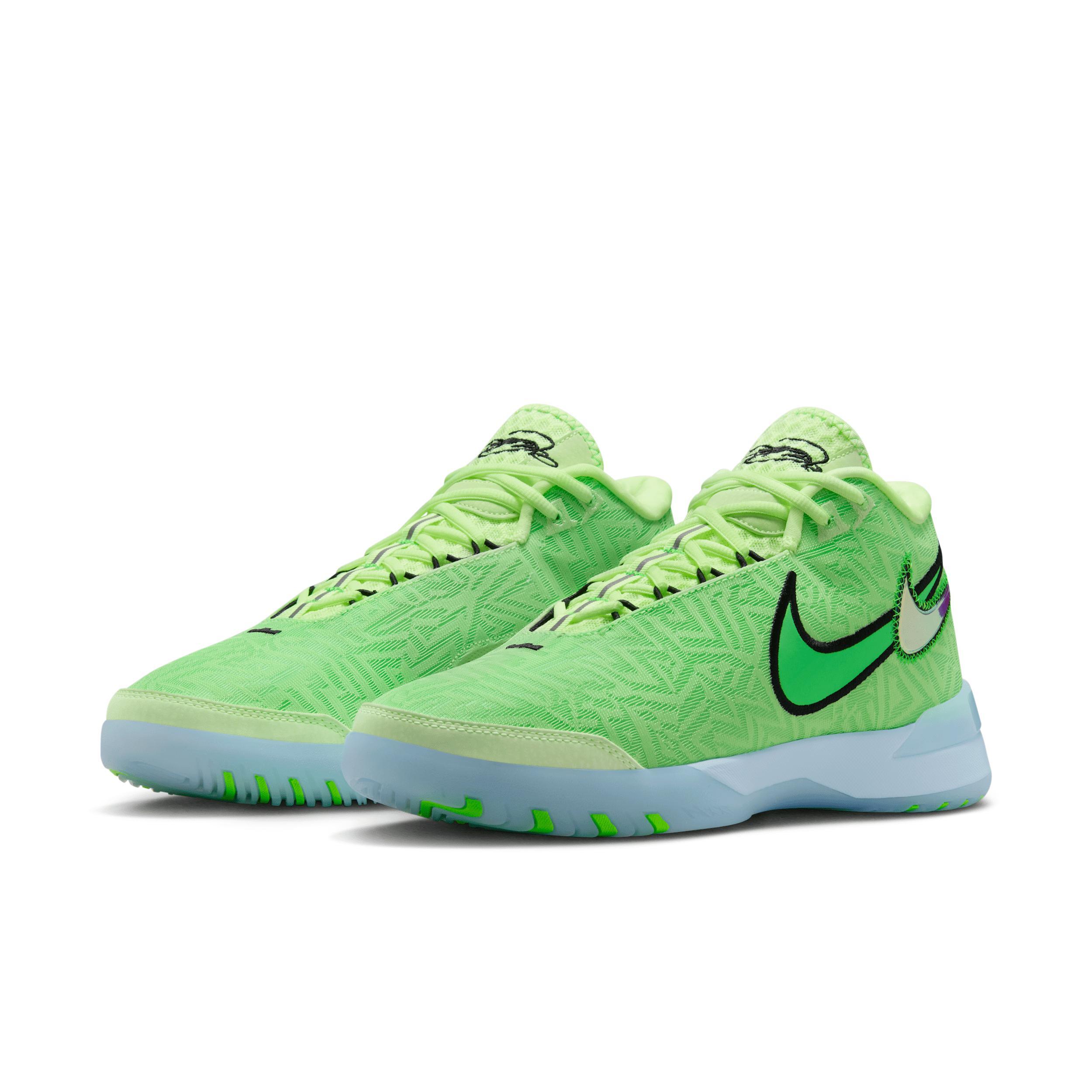 Nike Men's LeBron NXXT Genisus Basketball Shoes Product Image