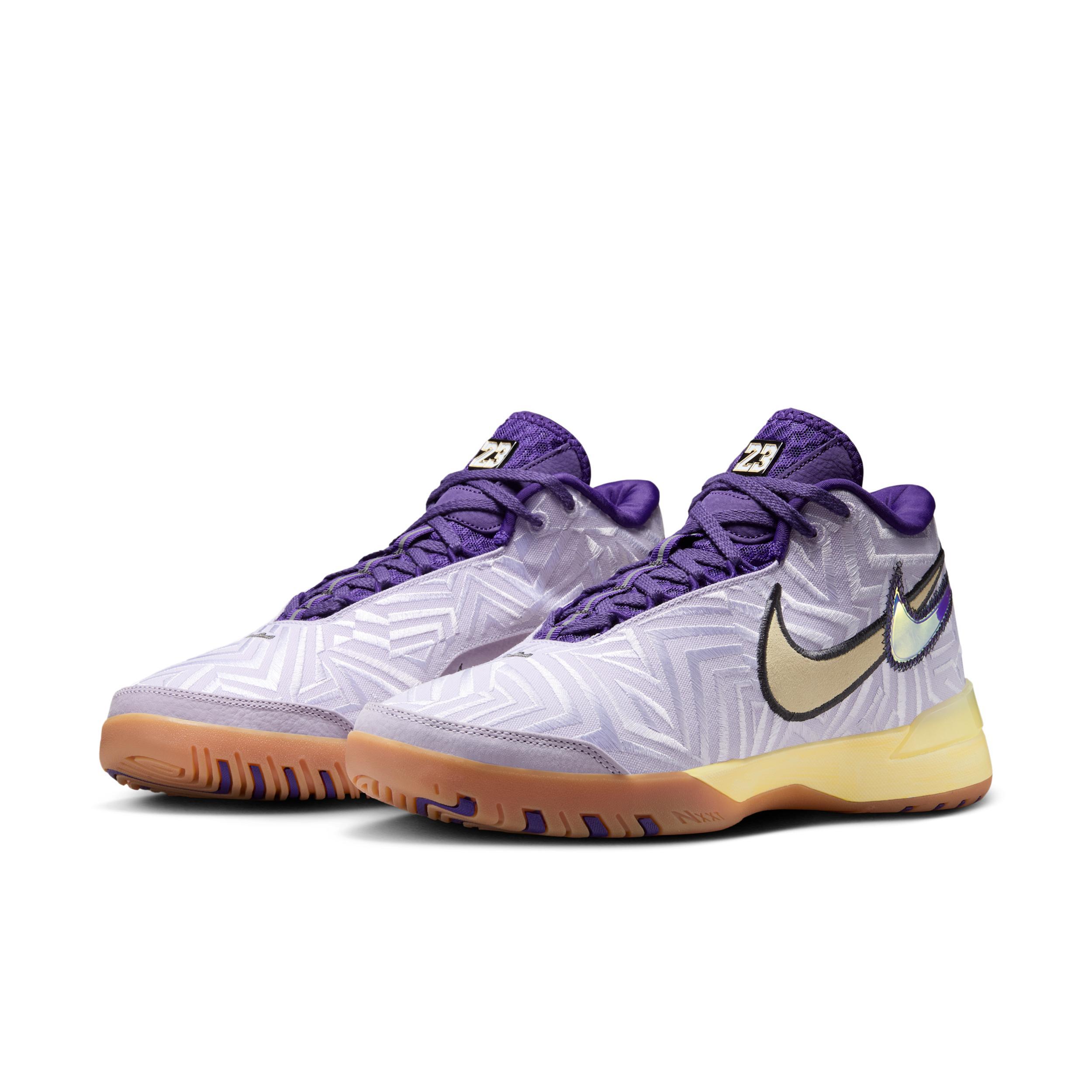 LeBron NXXT Genisus Basketball Shoes Product Image