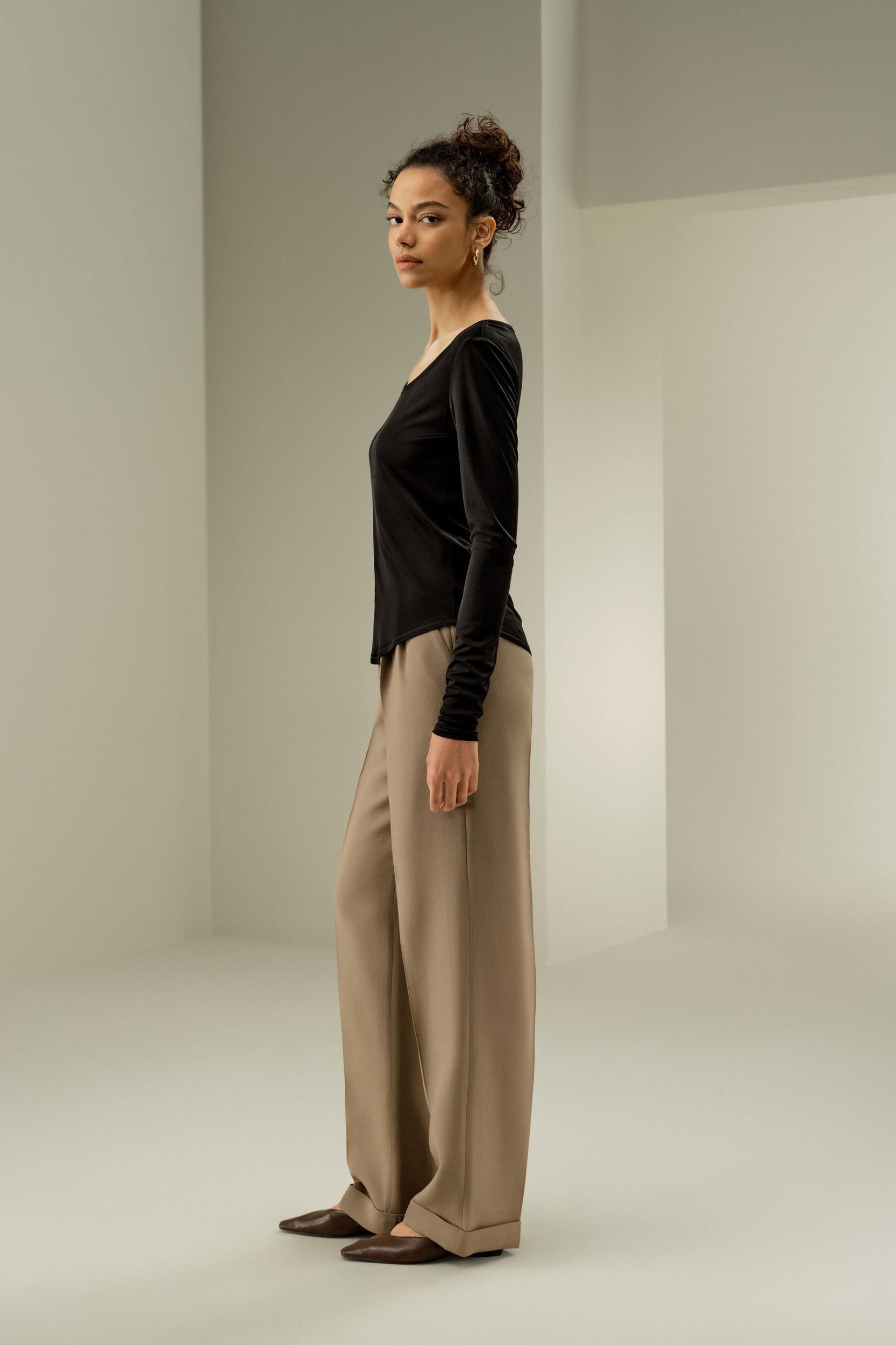 Scoop-Neck Pure Silk Slim Fit Top Product Image