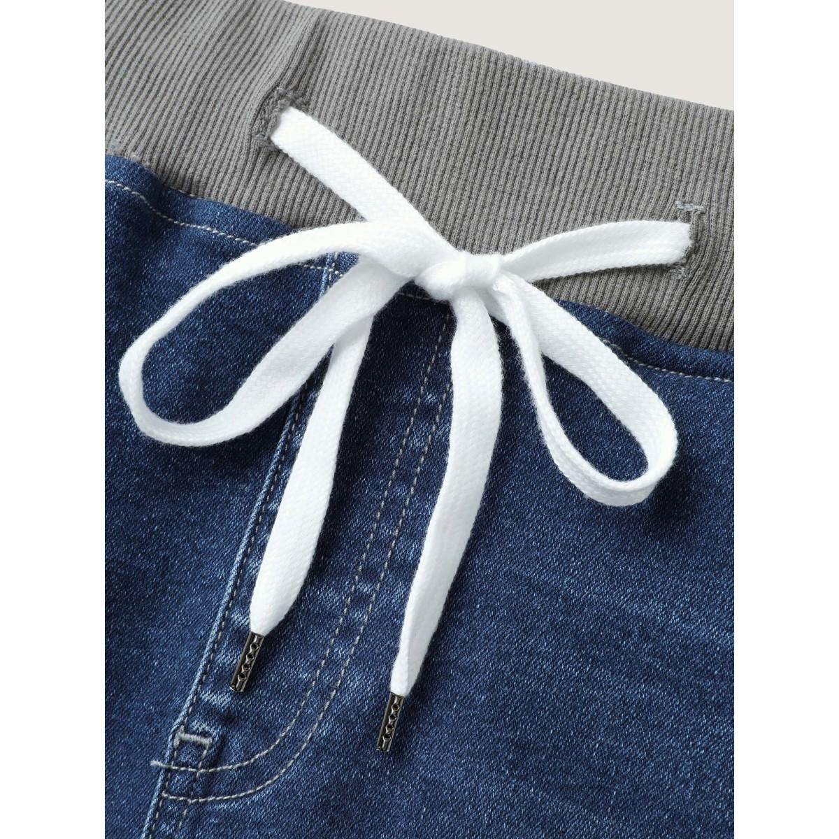 Plus Size Pull-On Drawstring Skinny-Fit Denim Shorts Women Midblue High stretch Everyday-Casual Slanted pocket Denim Shorts BloomChic 22/3X Product Image