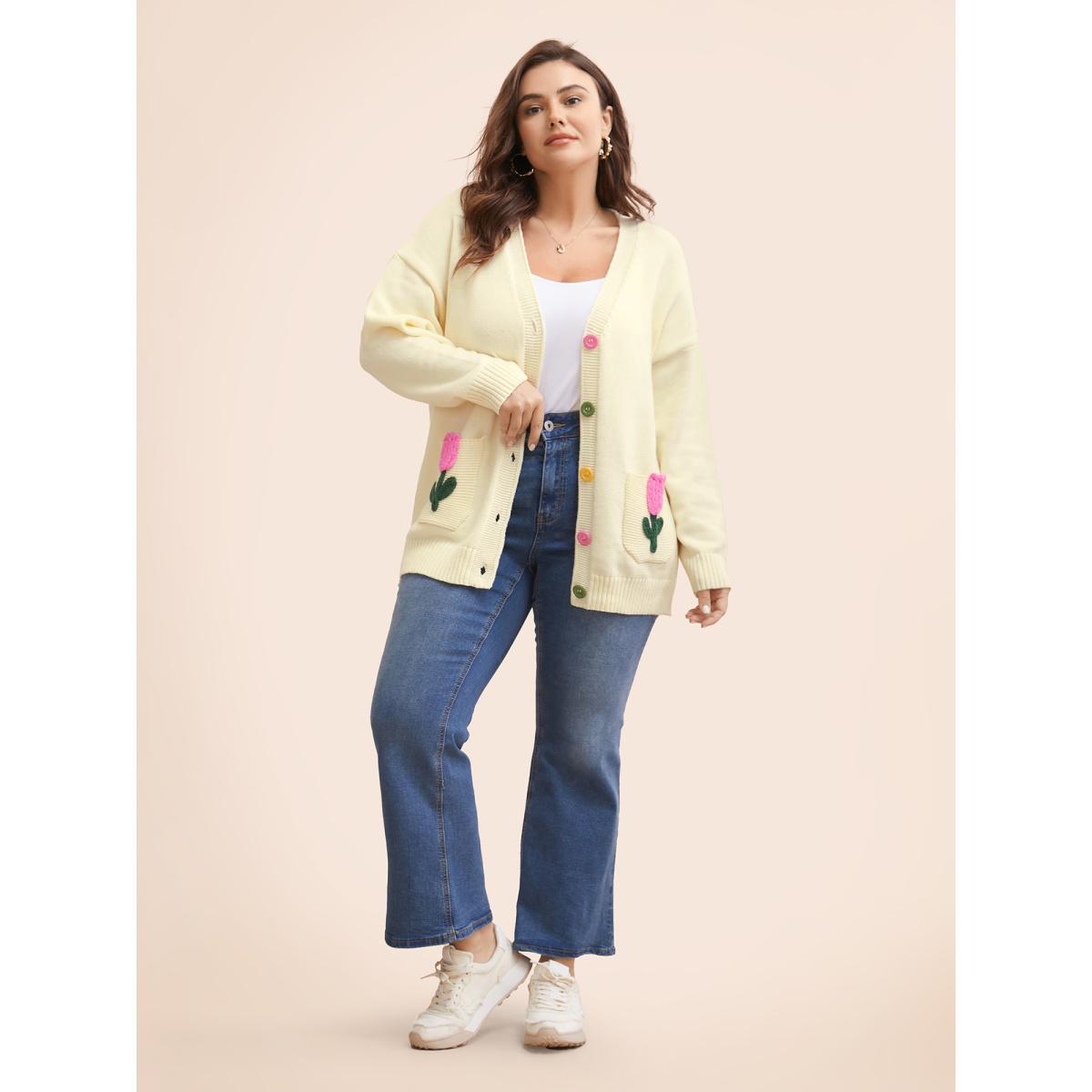 Plus Size Contrast Crochet Floral Patch Pocket Cardigan Beige Women Casual Loose Long Sleeve Everyday Cardigans BloomChic 30/6X Product Image