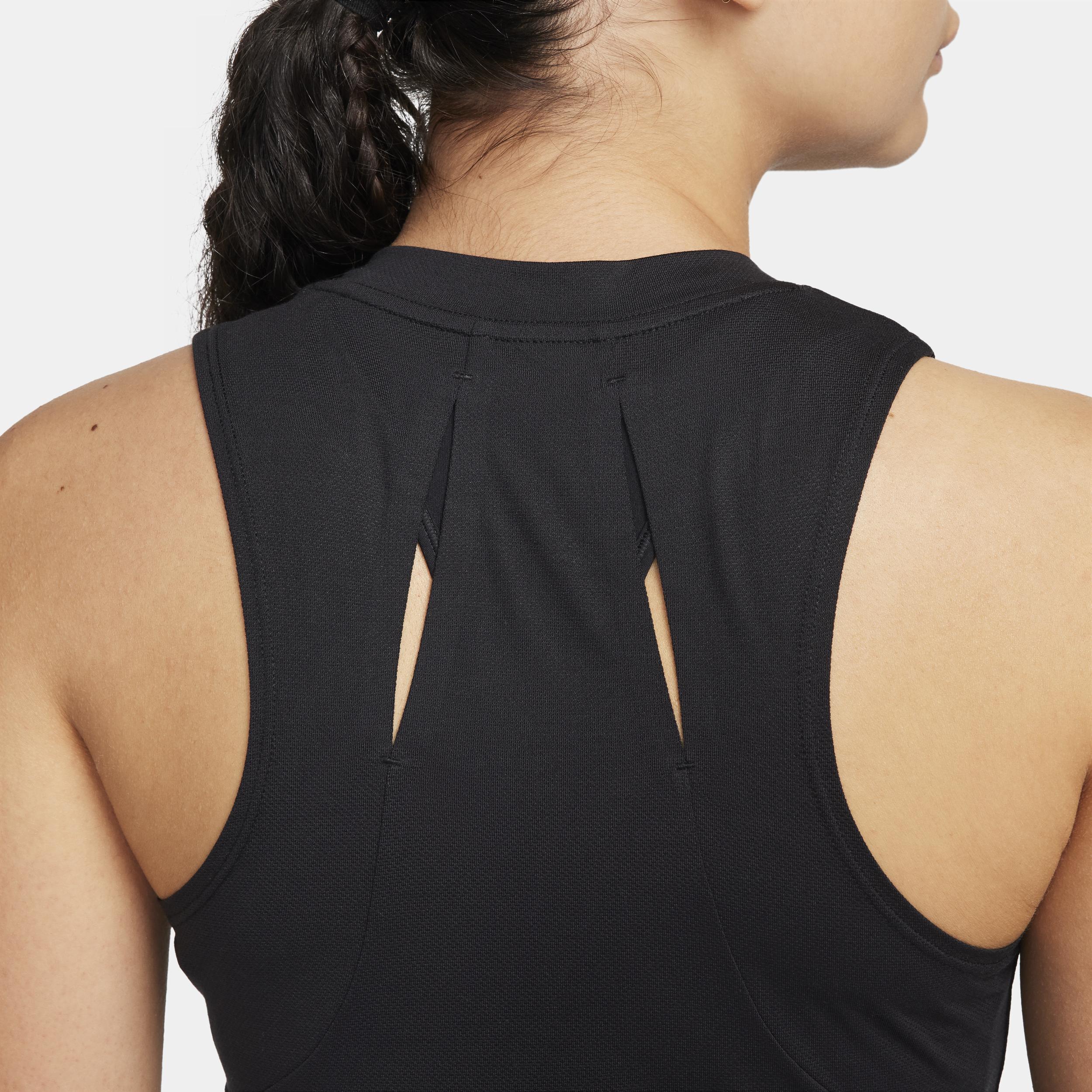 NikeCourt Advantage Women's Dri-FIT Tennis Tank Top Product Image
