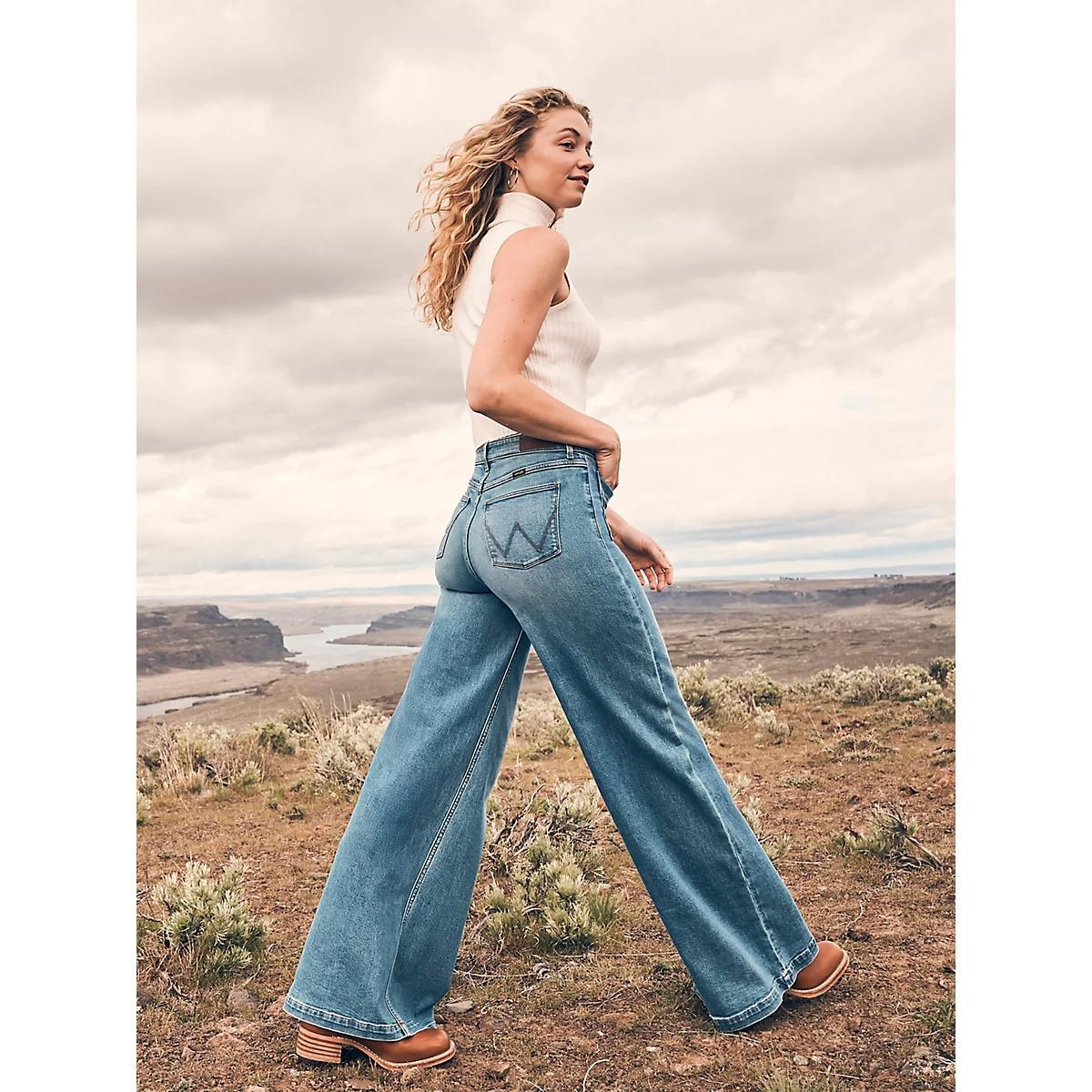 Women's Patch Pocket Wide Leg Jean | Women's JEANS | Wrangler® Product Image