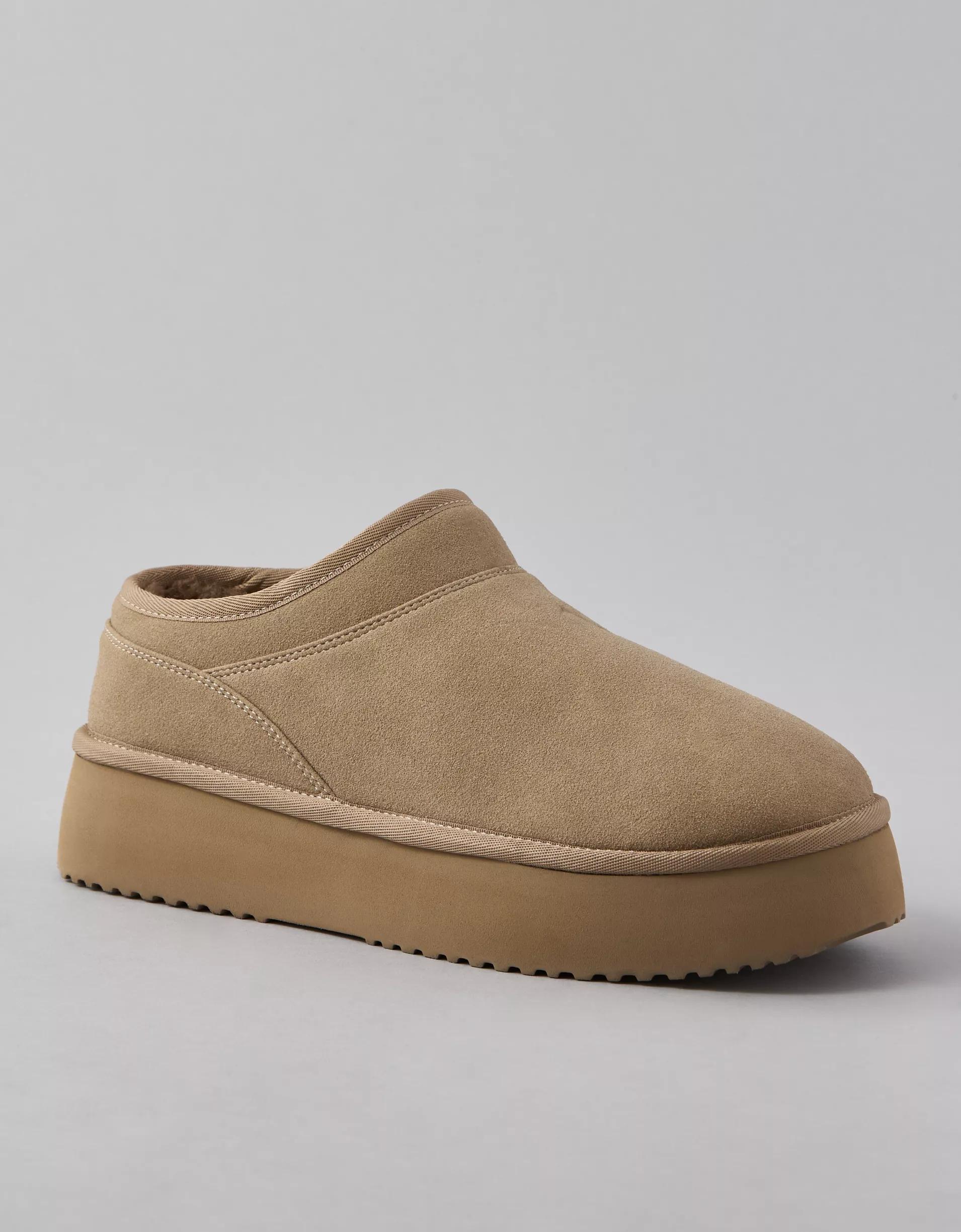 AE The Hangout Slip-On Slipper Product Image