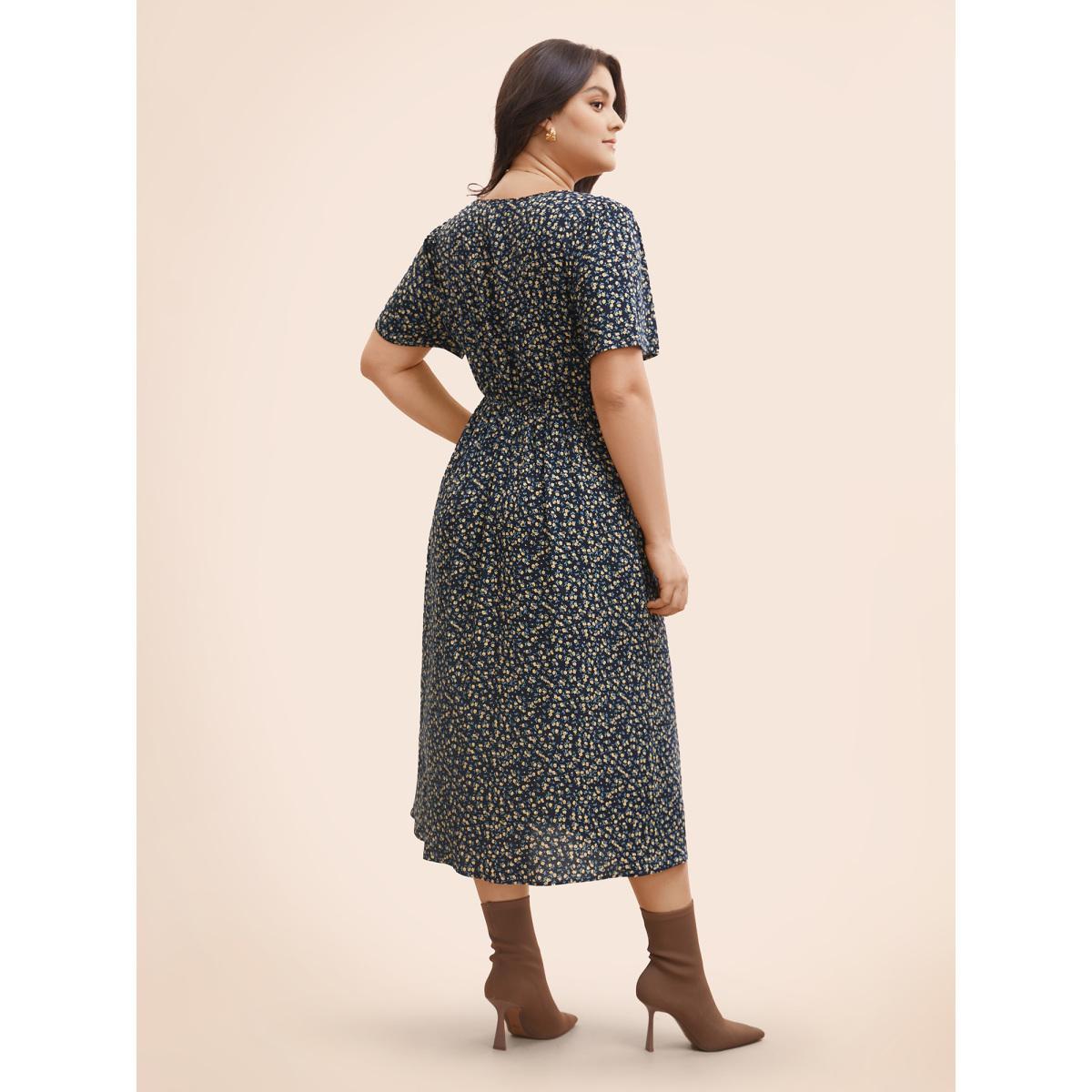 Plus Size Ditsy Floral Button Detail Elastic Waist Midi Dress DarkBlue Women Elegant Gathered V-neck Short sleeve Curvy BloomChic 12/L Product Image