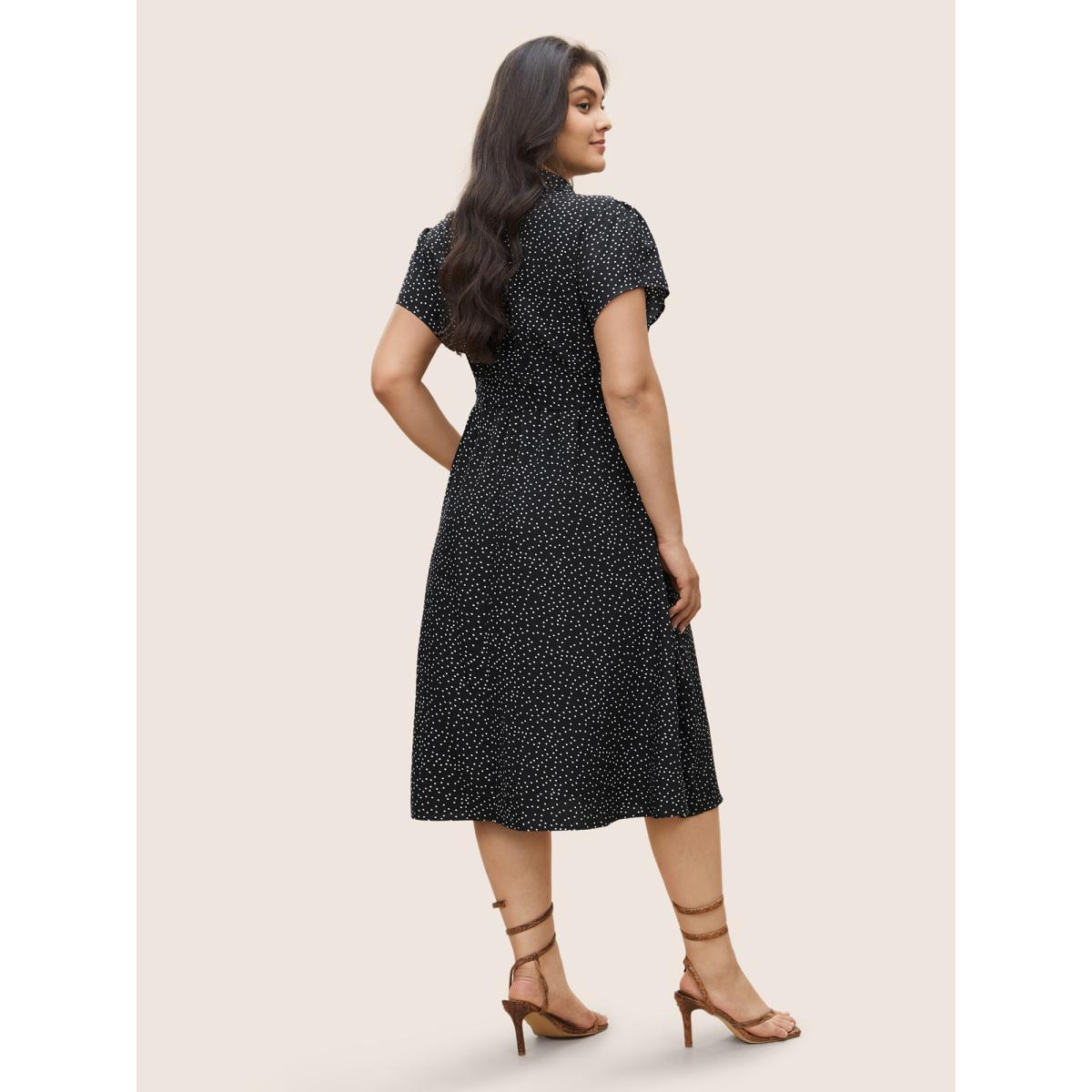 Plus Size Polka Dot Shirt Collar Pocket Button Up Dress Black Women At the Office Non Shirt collar Short sleeve Curvy Midi Dress BloomChic 18-20/2X Product Image