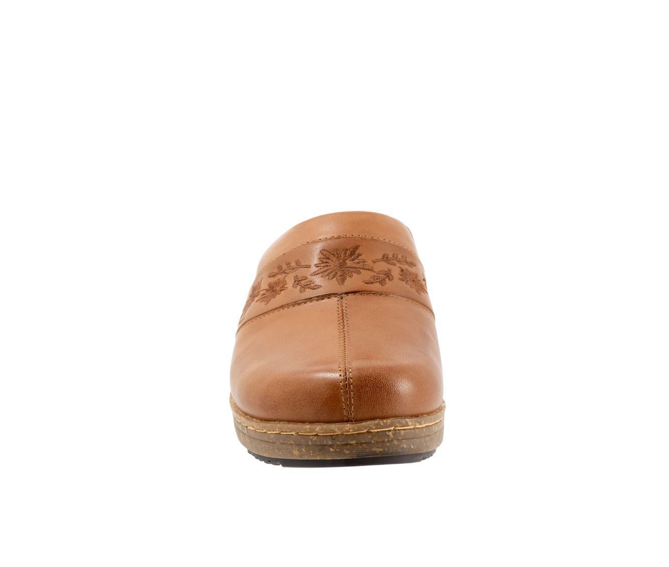 Women's Easy Street Fresh Slip-On Shoes Product Image