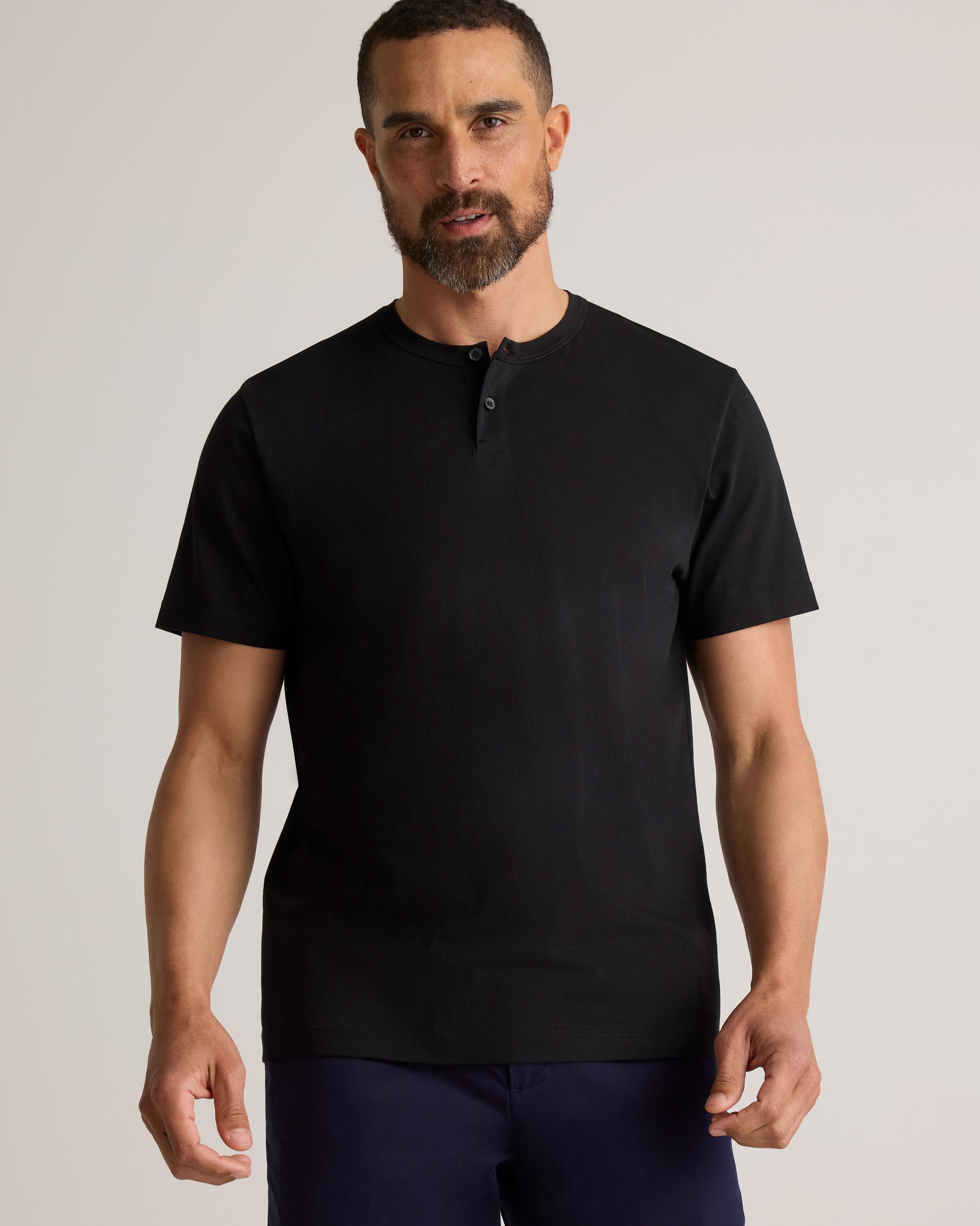 Quince | Men's 100% Pima Cotton Luxe Touch Henley Organic Cotton Product Image