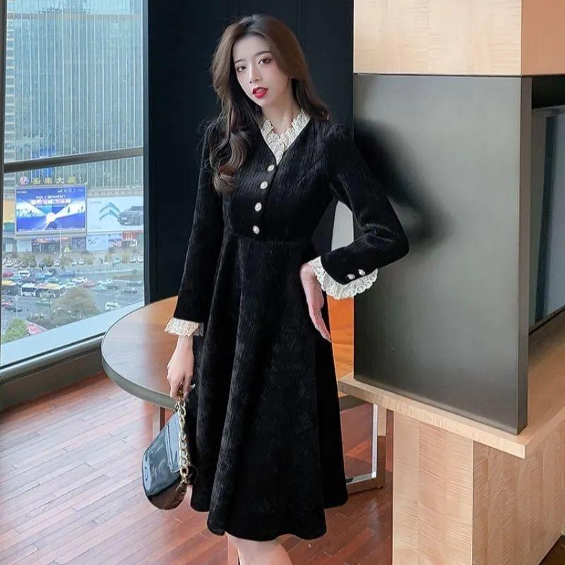 Long-Sleeve V-Neck Plain Lace Trim A-Line Dress Product Image